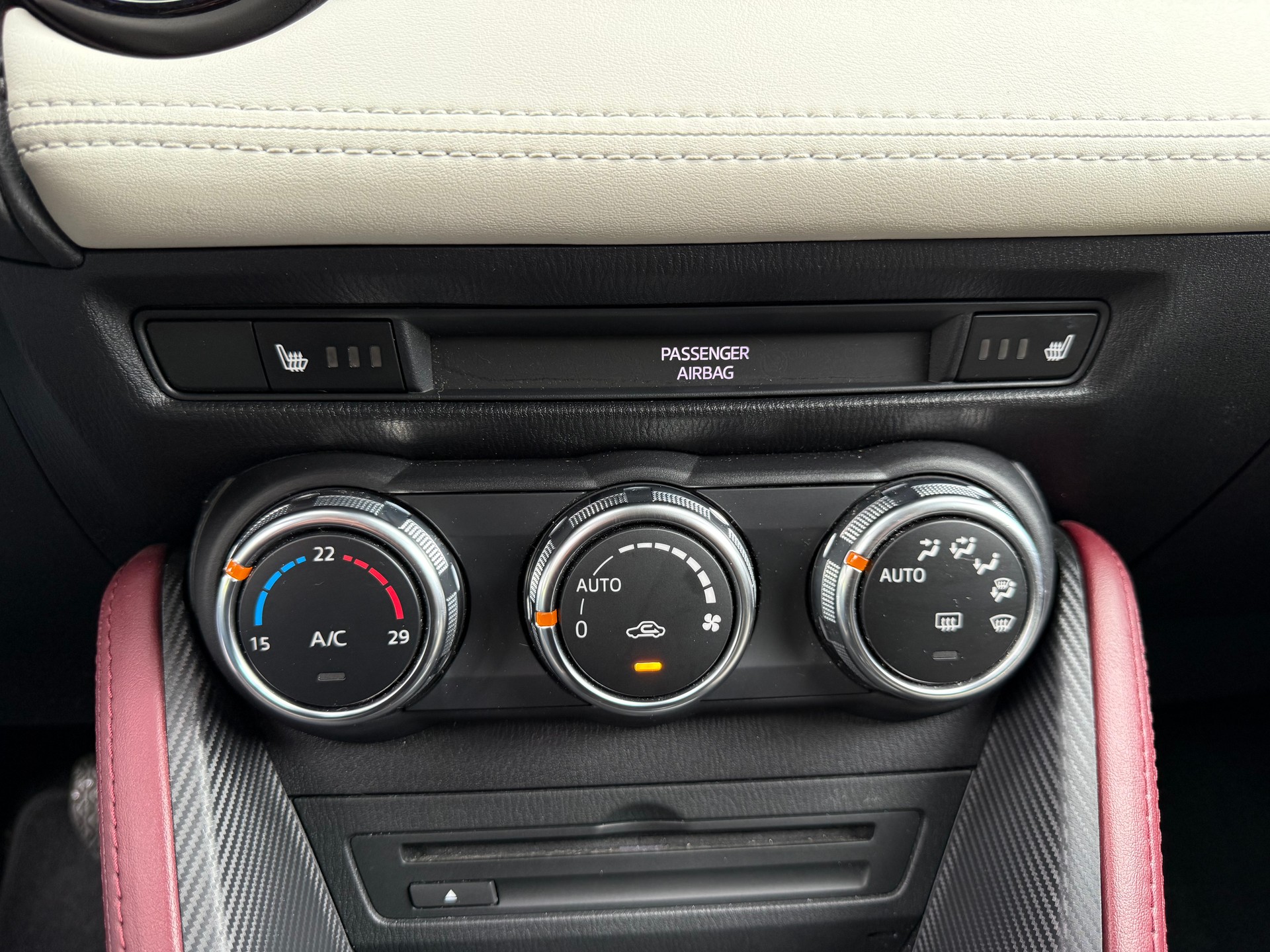 MAZDA CX-3 2.0 Revolution AWD Skyactiv Drive-image-9