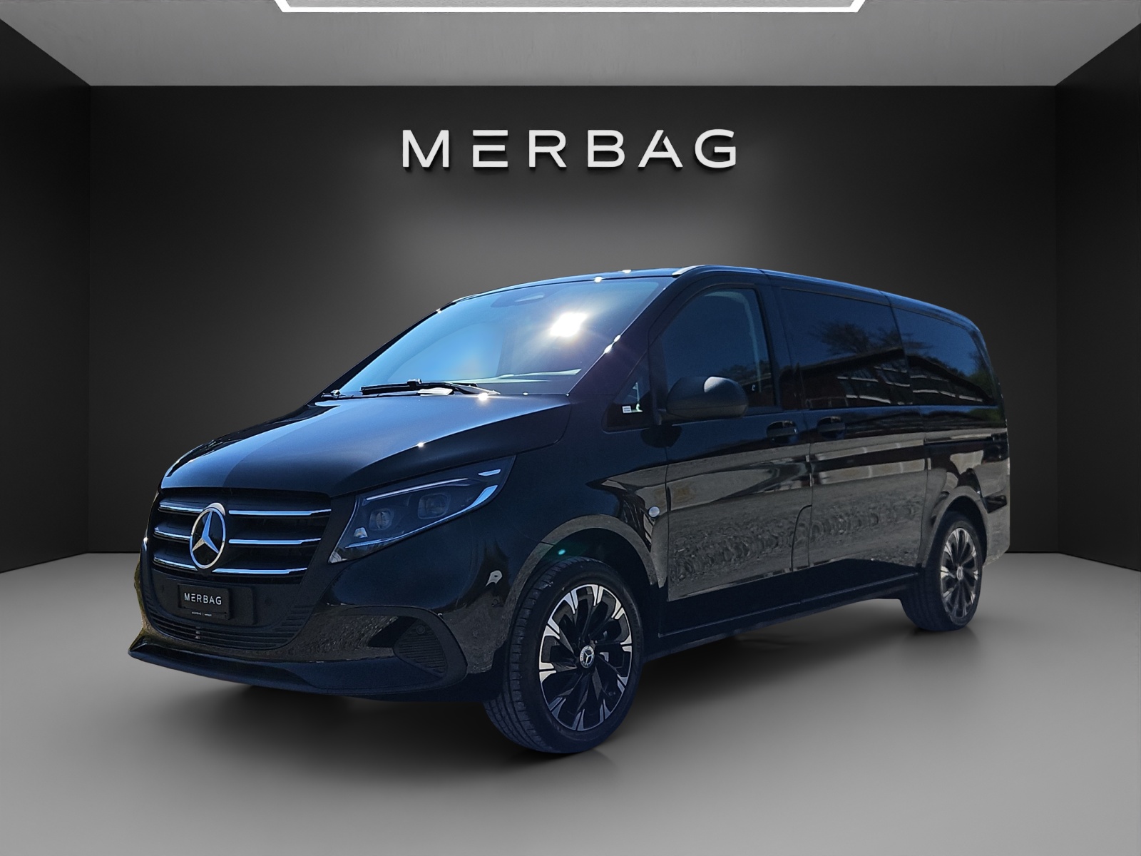 MERCEDES-BENZ Vito 116 CDI Lang Tourer 9G-Tronic 4M Select-image-0