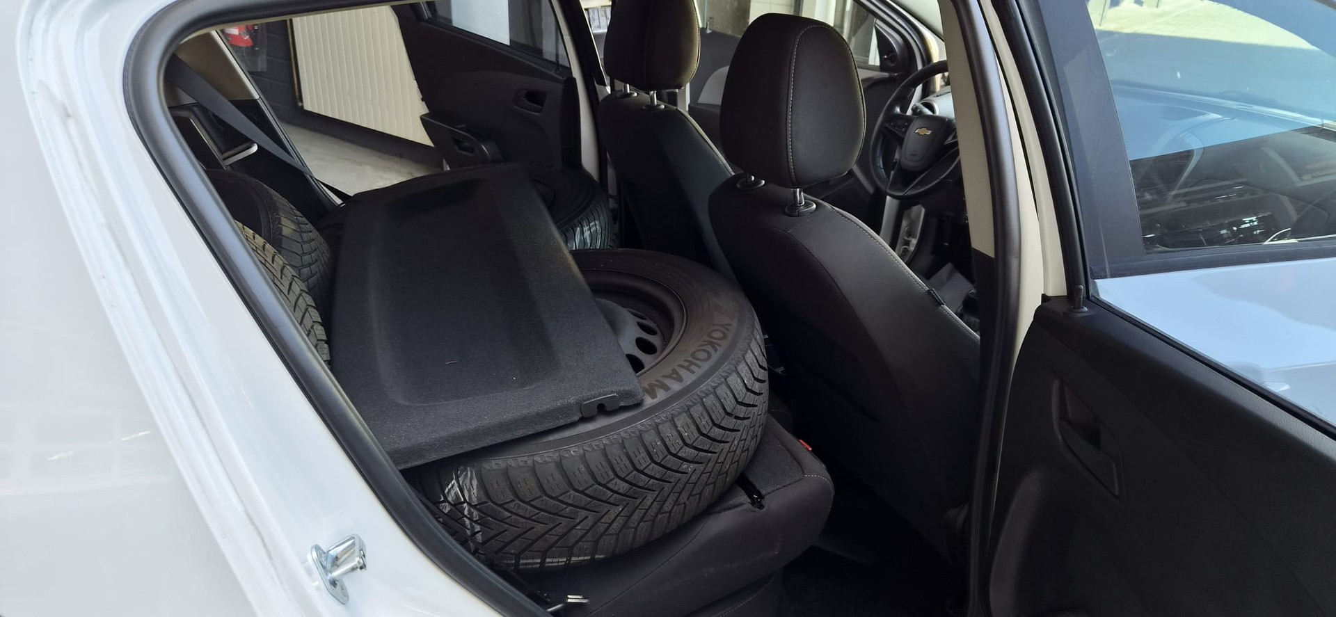 CHEVROLET AVEO 1400-image-8