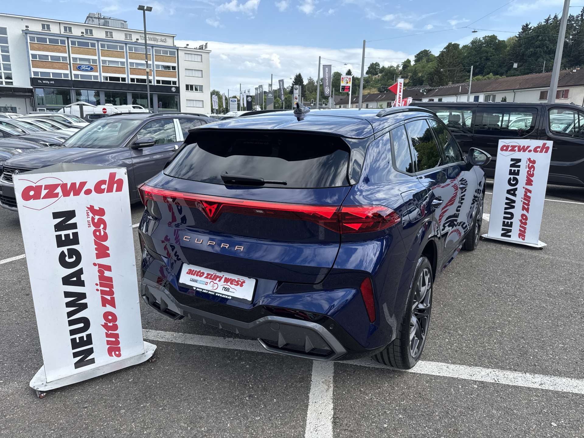 CUPRA Terramar 2.0 TSi VZ 265PS 4Drive DSG-Automat-image-2