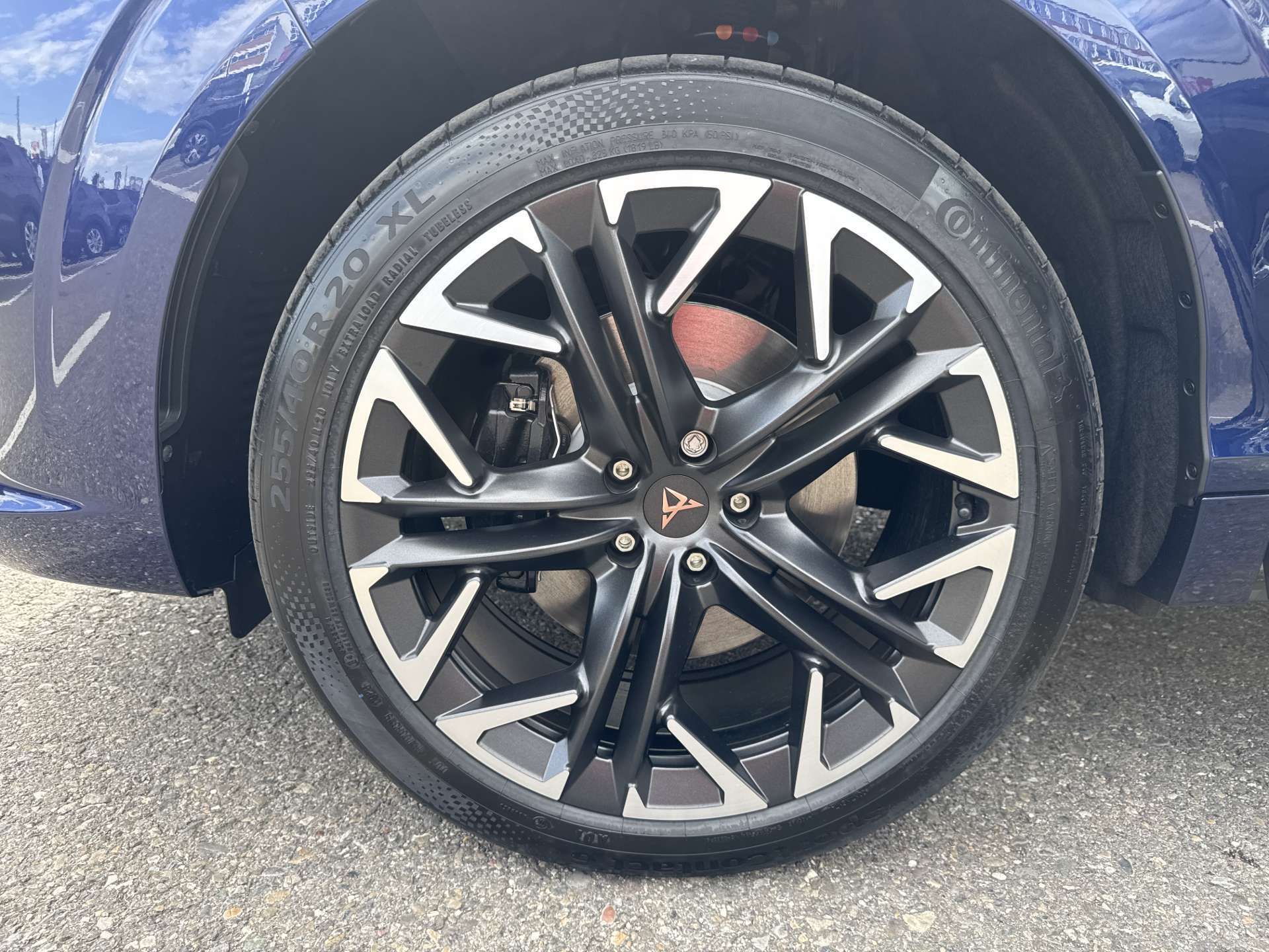 CUPRA Terramar 2.0 TSi VZ 265PS 4Drive DSG-Automat-image-8