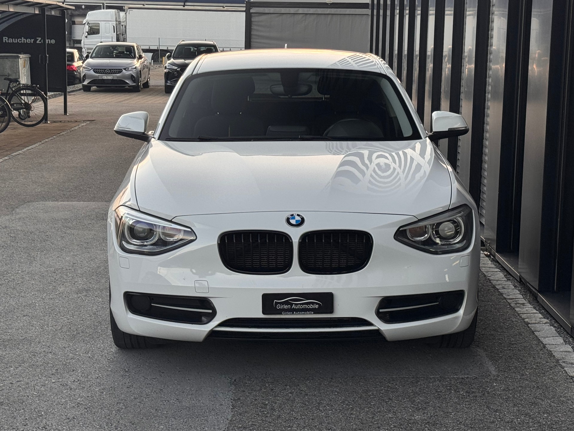 BMW 116i Sport Line Steptronic-image-6