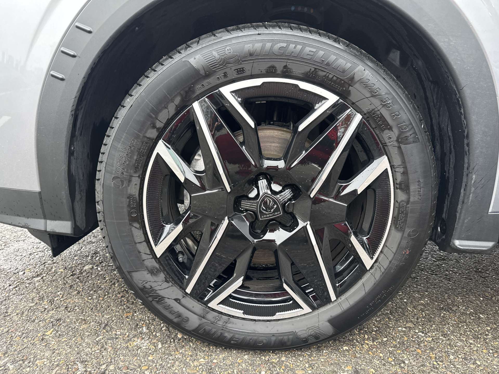 PEUGEOT 5008 145 Hybrid GT 7-Plätzer e-DCS-Automat-image-8