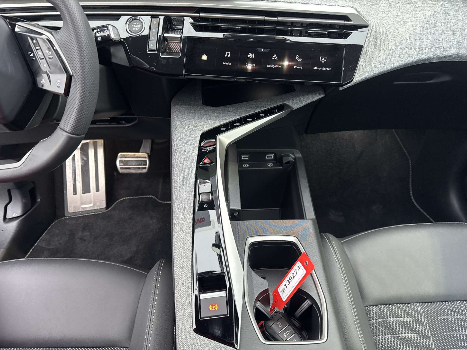 PEUGEOT 5008 145 Hybrid GT 7-Plätzer e-DCS-Automat-image-11