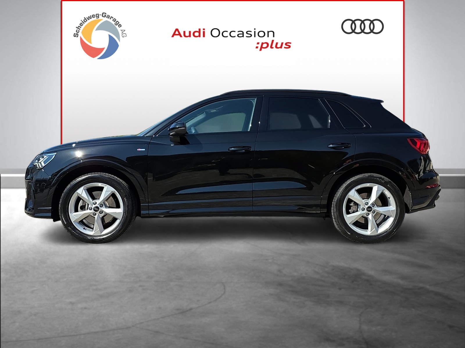 AUDI Q3 40 TDI S line quattro S-tronic-showroom-element-2