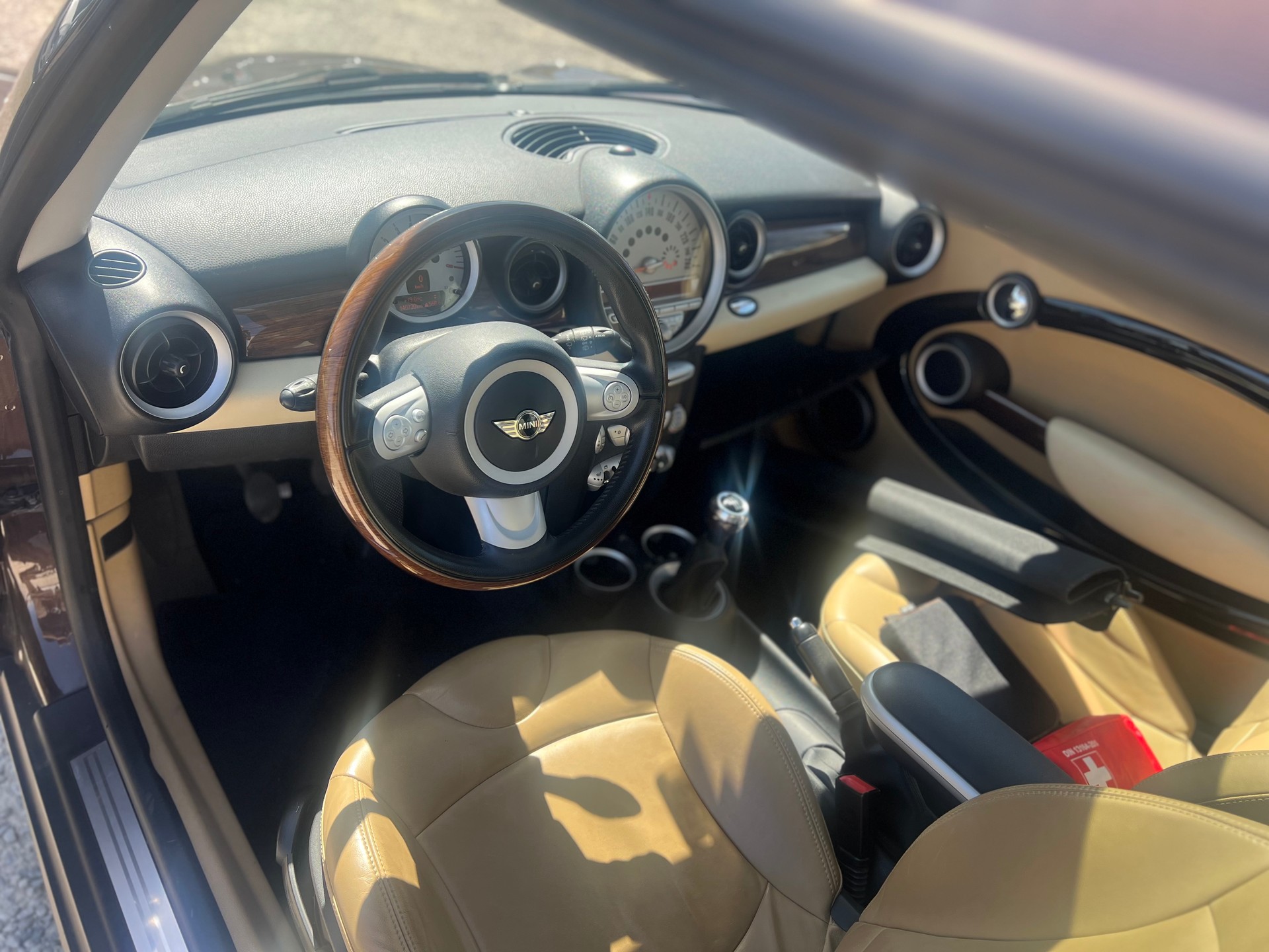MINI Clubman One-image-12