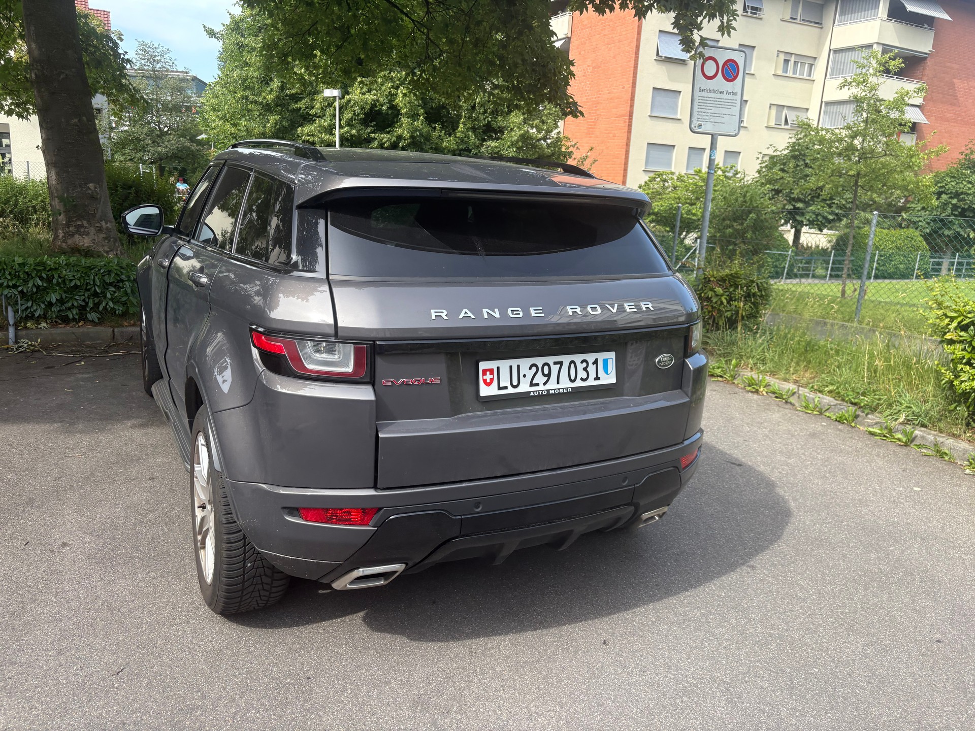 LAND ROVER Range Rover Evoque 2.0 TD4 SE AT9-image-5