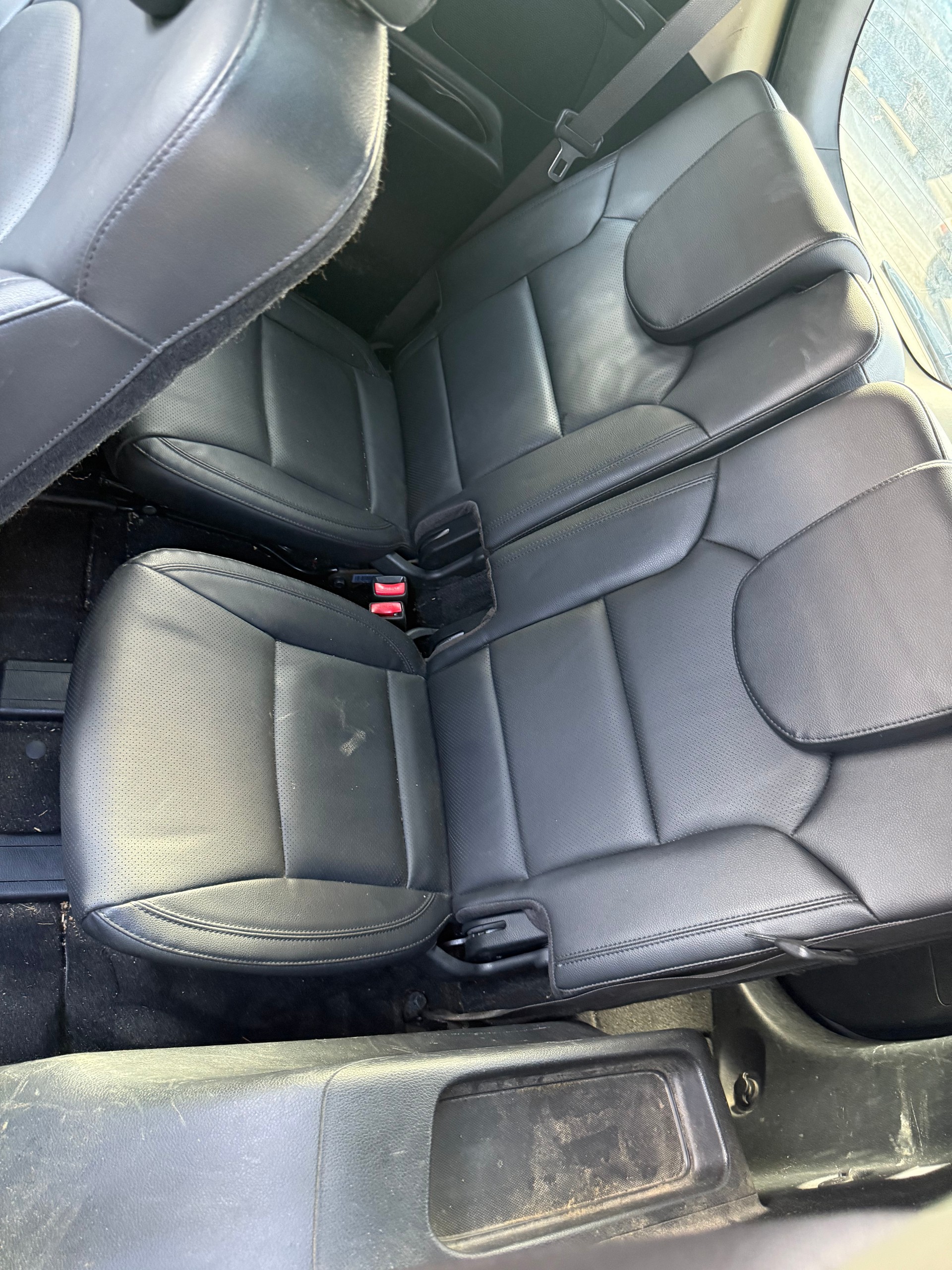 KIA Carens 1.7 CRDi Style-image-11