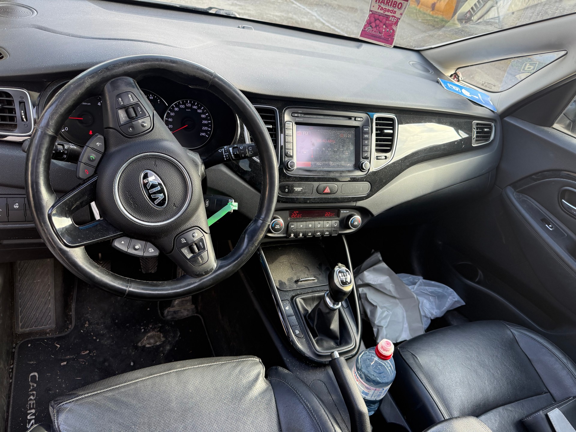 KIA Carens 1.7 CRDi Style-image-9