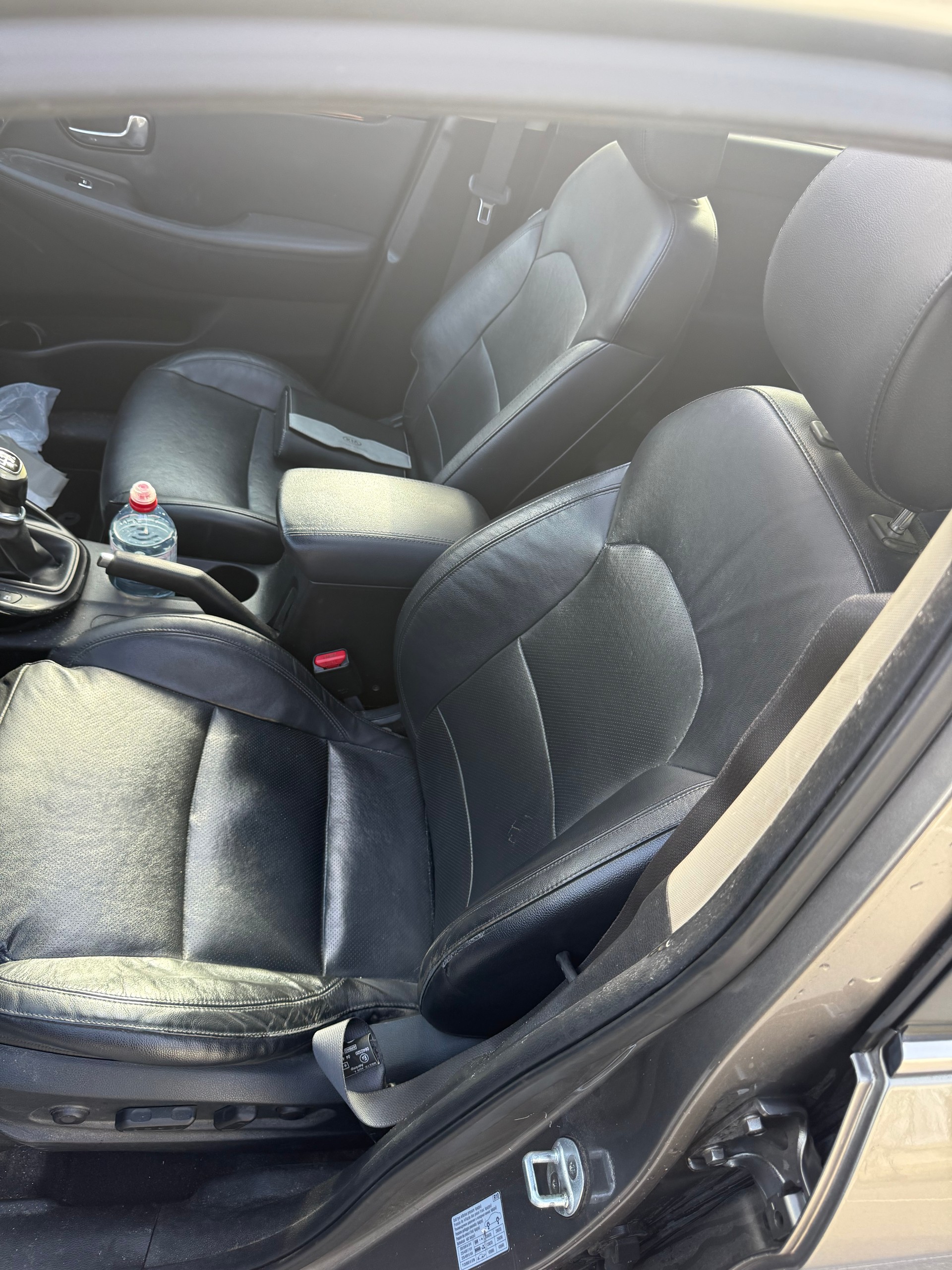 KIA Carens 1.7 CRDi Style-image-8