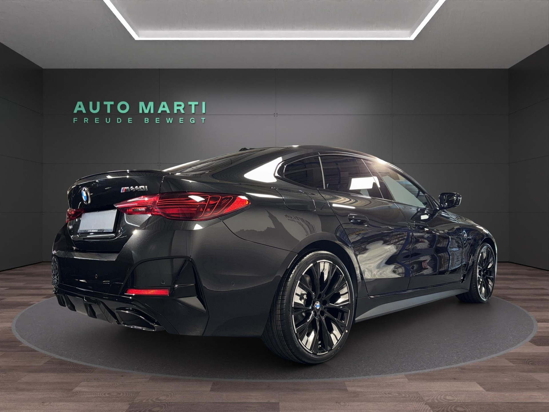 BMW M440i xDrive Gran Coupé-showroom-element-3