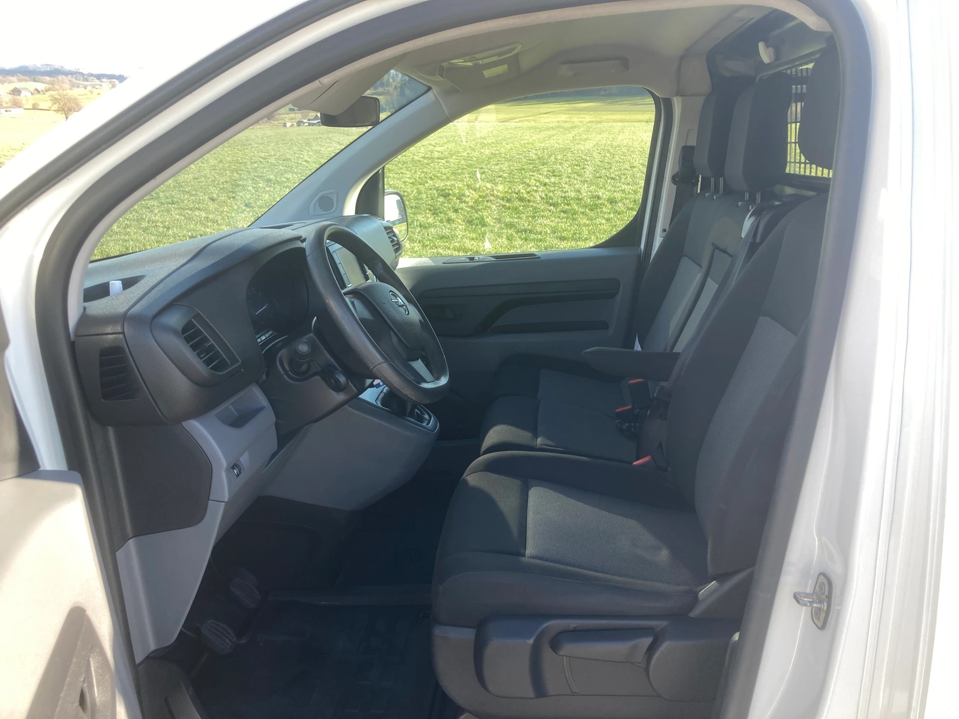 OPEL Vivaro Cargo 1.5 D Essentia s/s S-image-8
