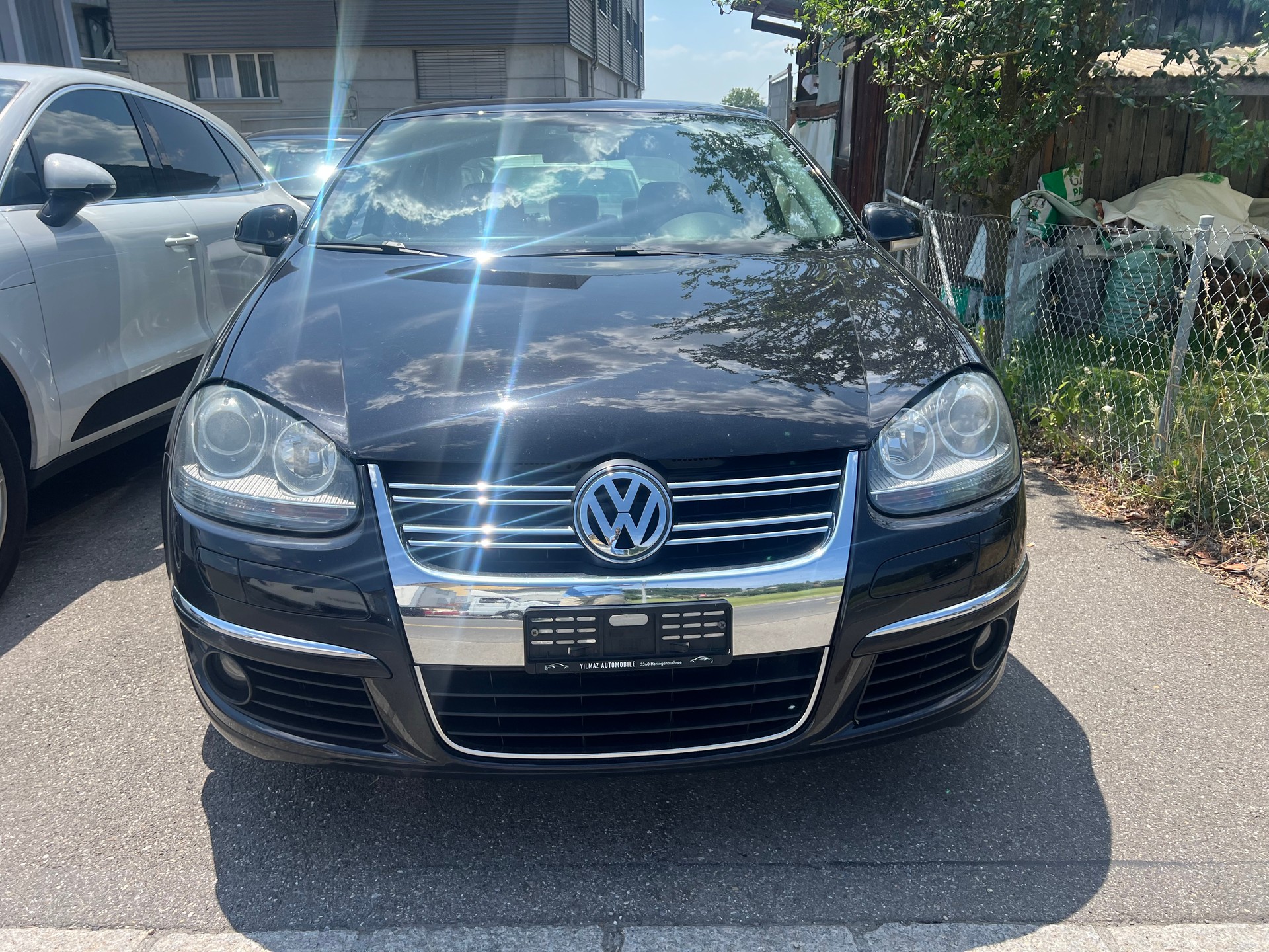 VW Jetta 2.0 FSI Turbo Sportline *200 PS*-image-1