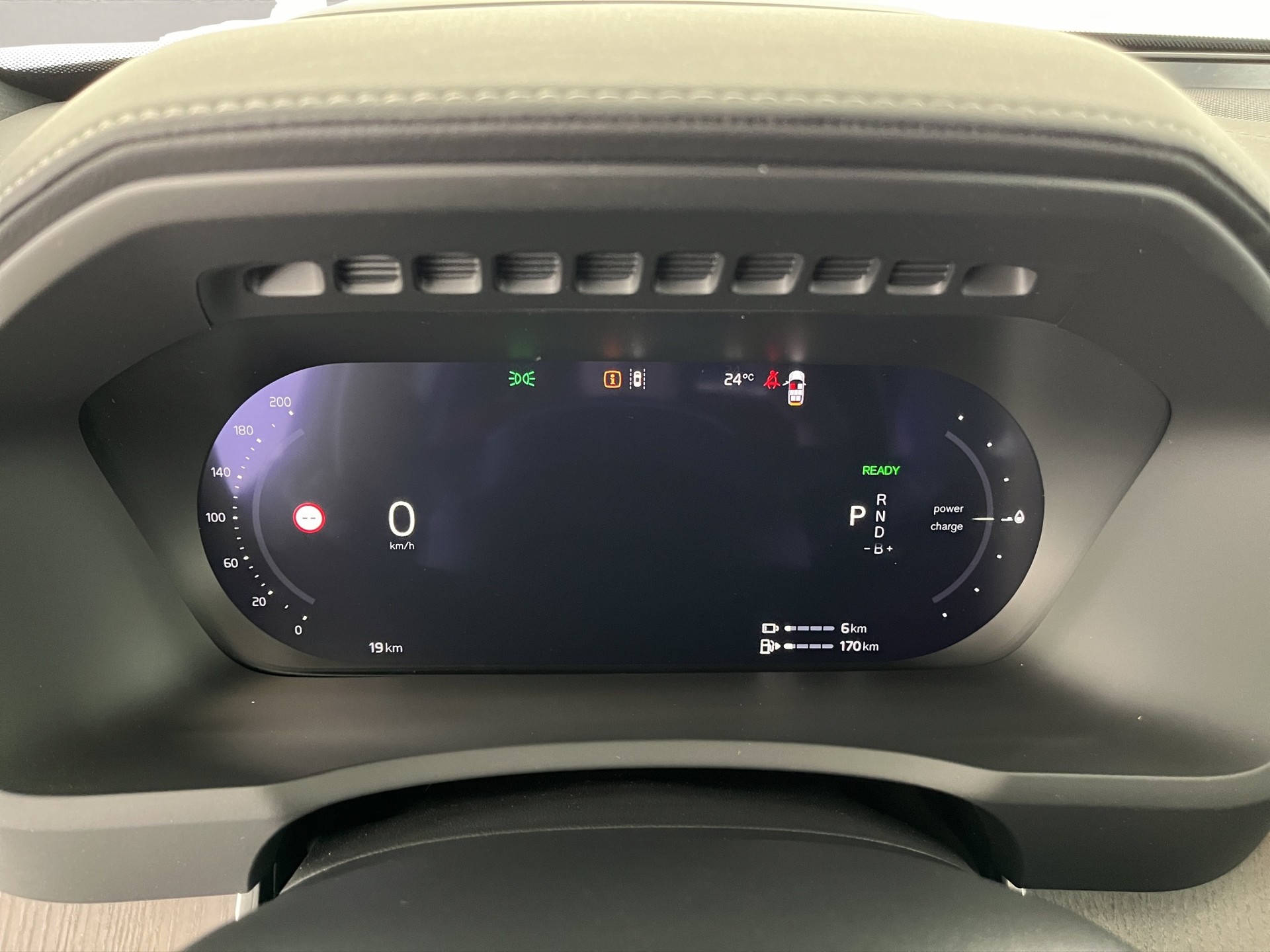 VOLVO XC90 2.0 T8 TE Ultra Dark eAWD-image-15