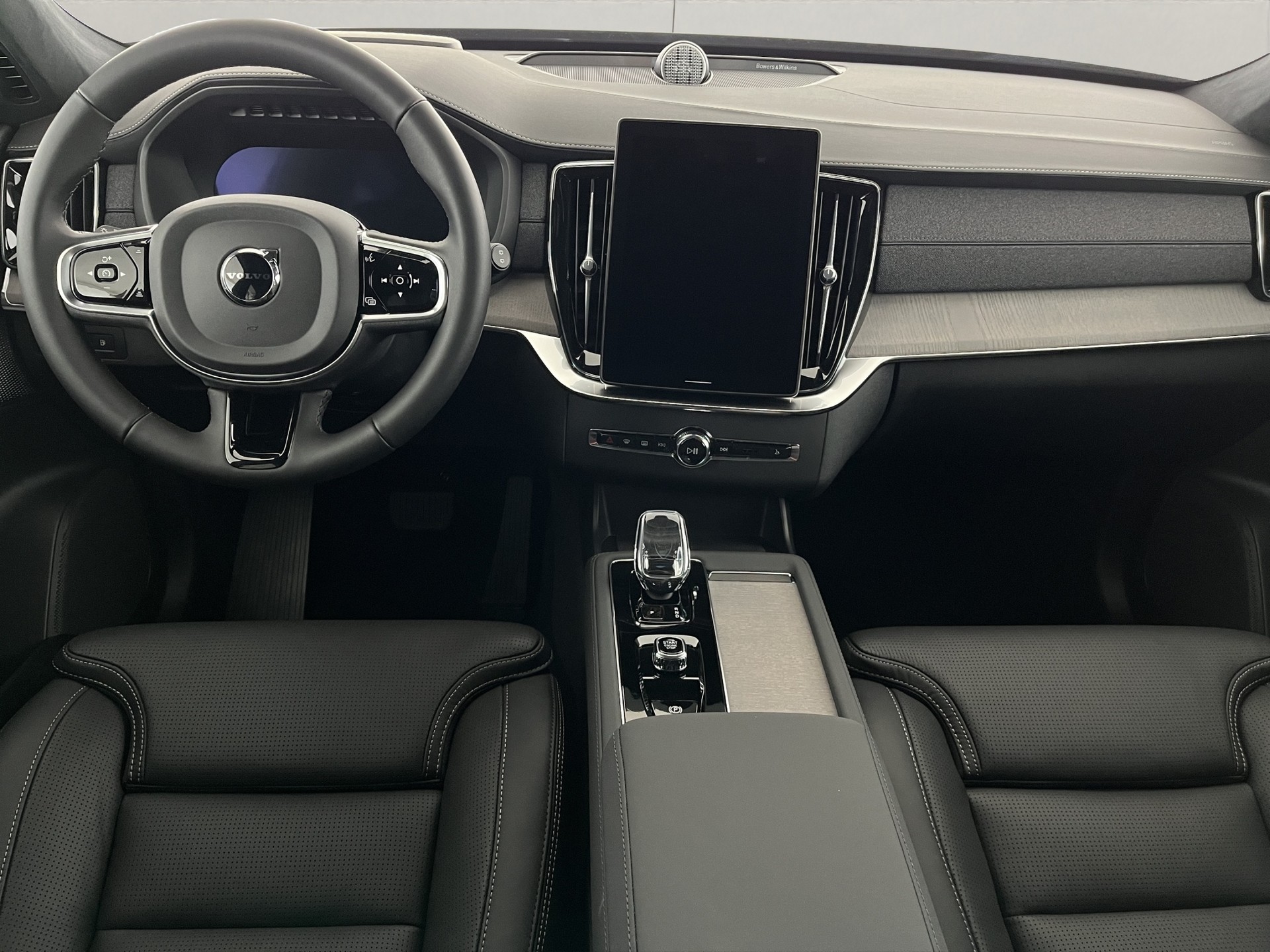 VOLVO XC90 2.0 T8 TE Ultra Dark eAWD-image-8