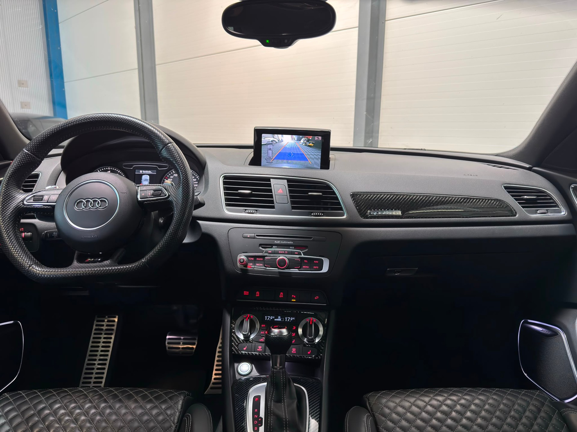 AUDI RS Q3 2.5 TFSI quattro S-Tronic-image-7