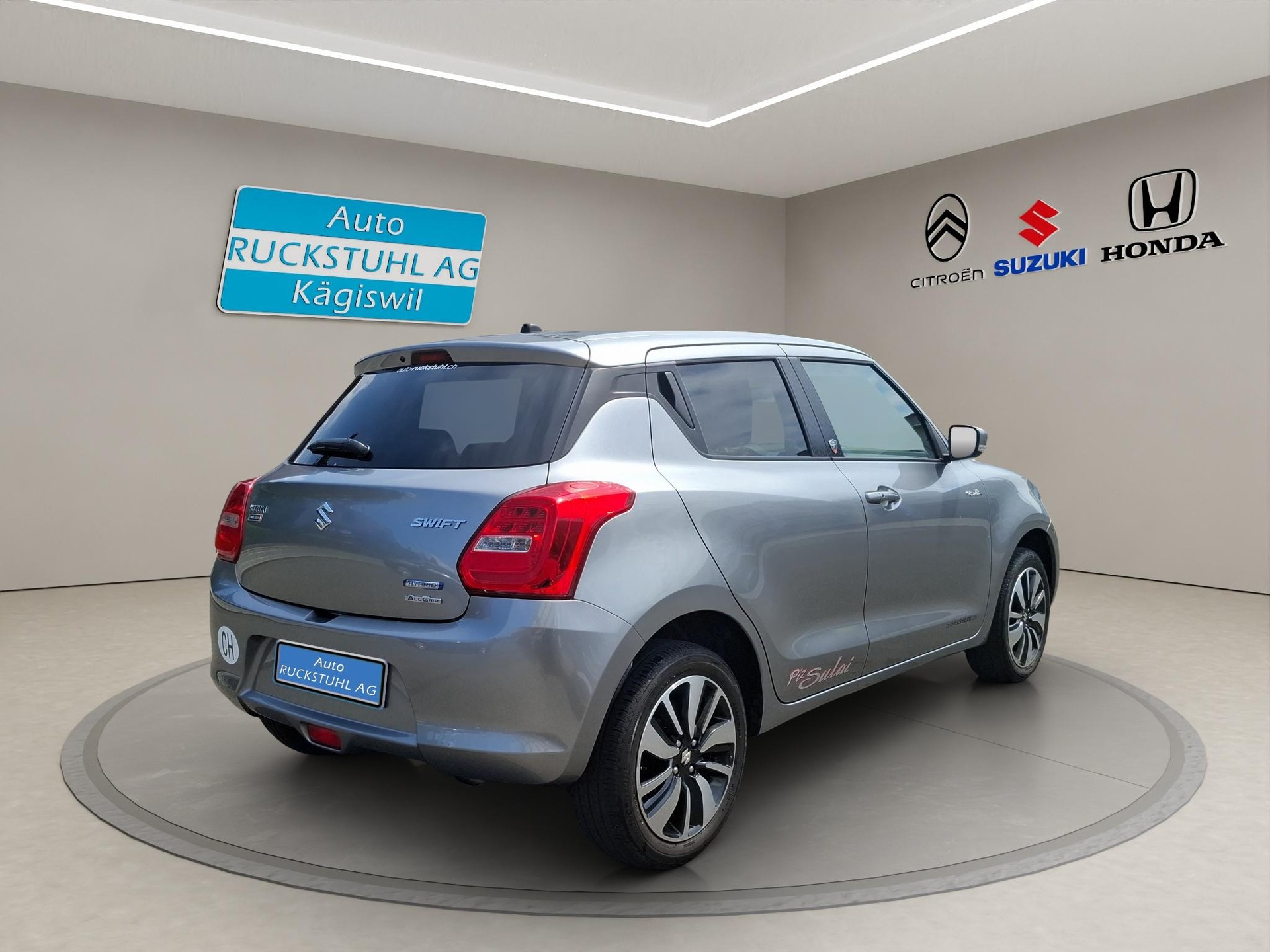 SUZUKI Swift 1.2 Compact Top Hybrid 4x4-image-3