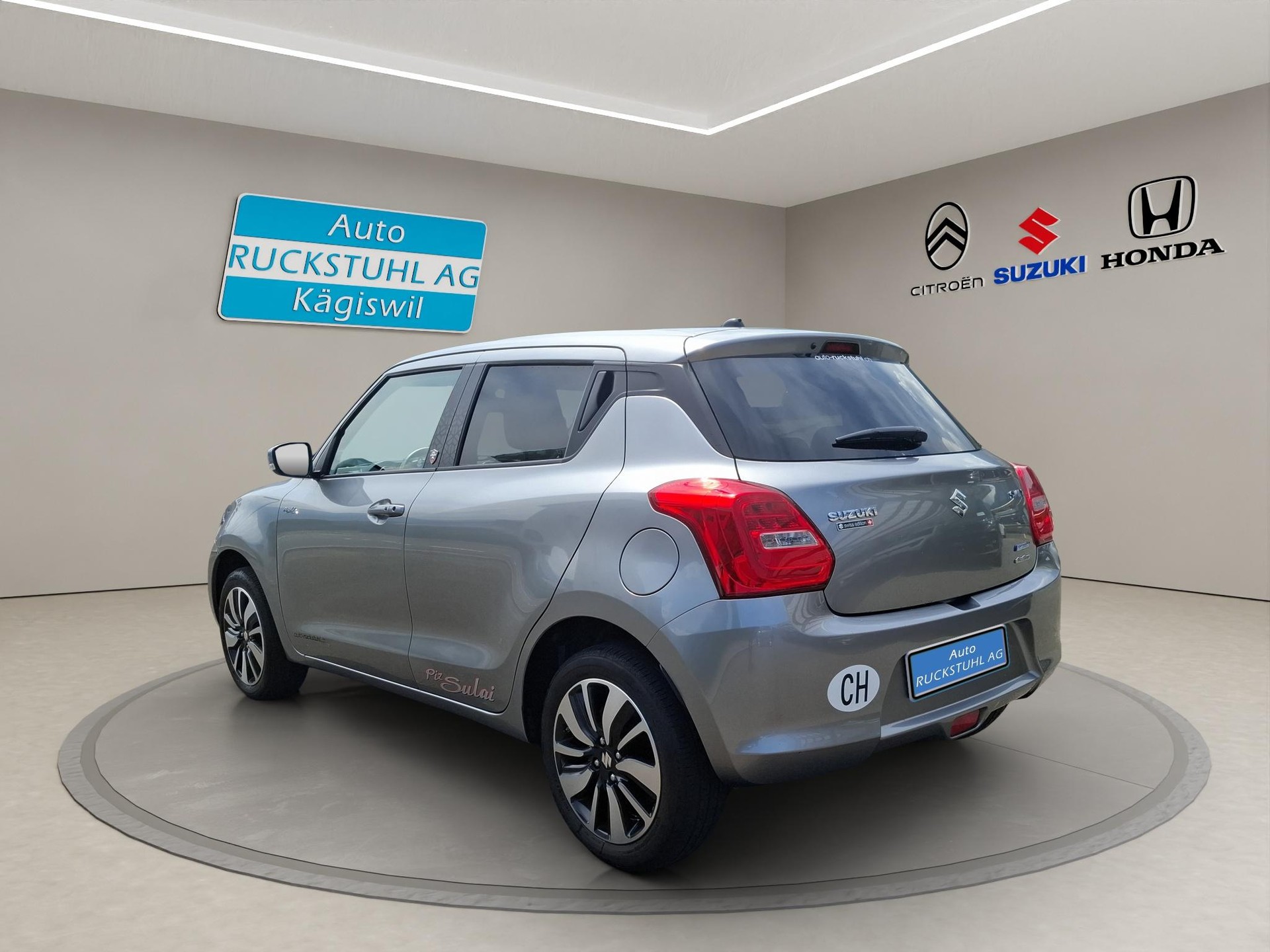 SUZUKI Swift 1.2 Compact Top Hybrid 4x4-image-4