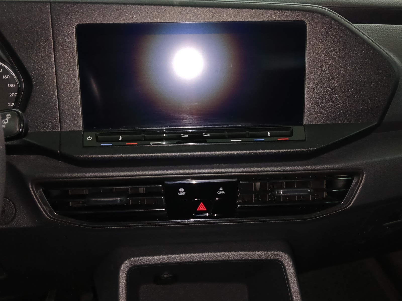 VW Caddy Cargo 2.0TDI 4Motion-image-10