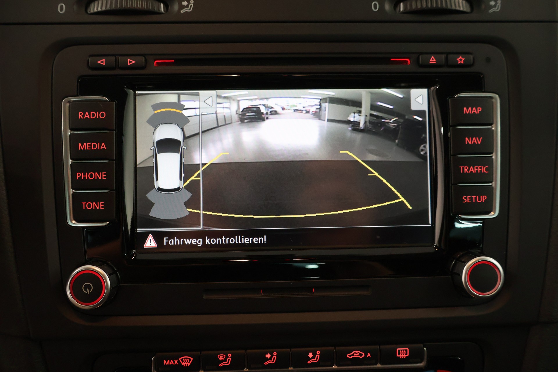 VW Golf 1.2 TSI BlueMotion Technology Team DSG-image-20