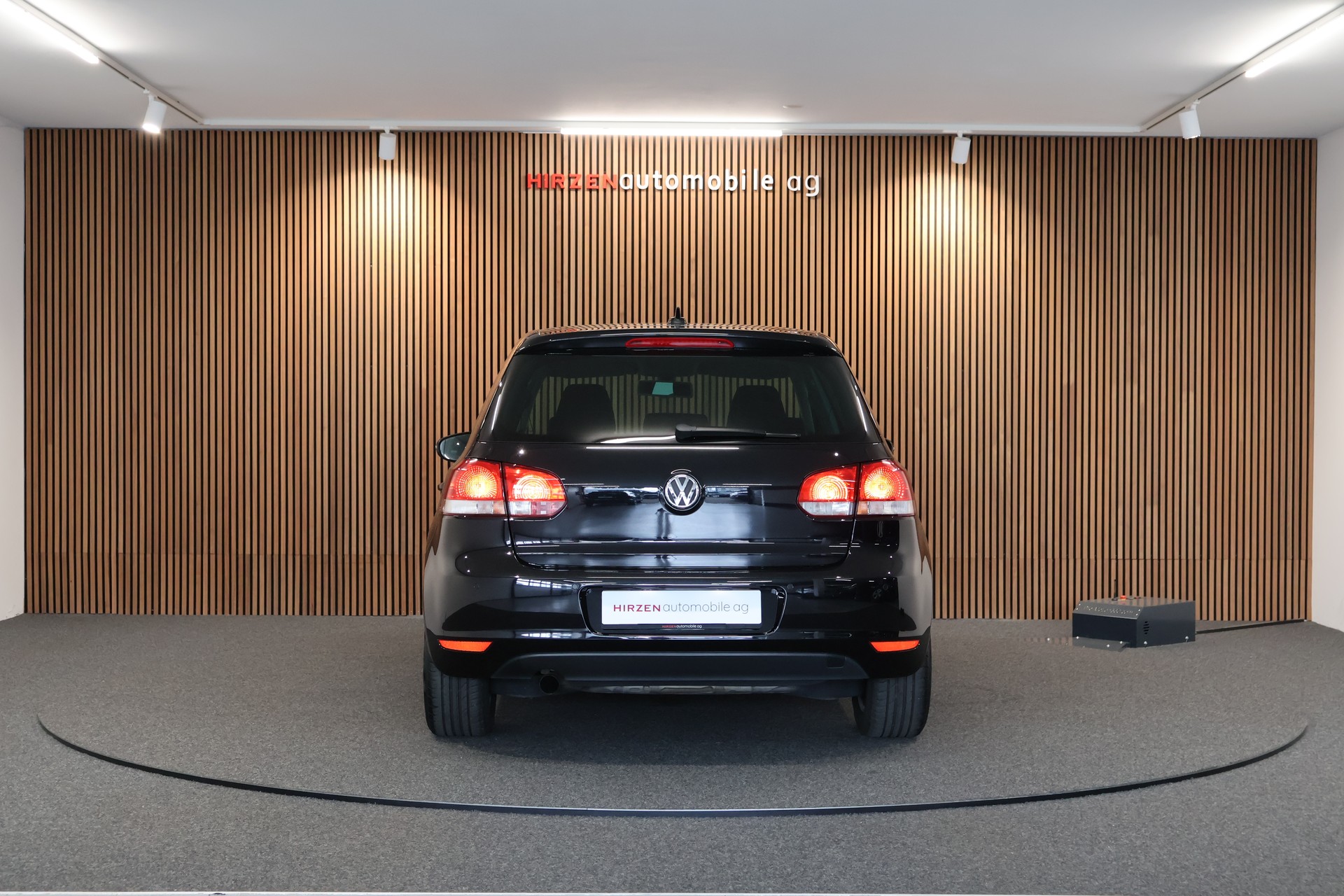 VW Golf 1.2 TSI BlueMotion Technology Team DSG-showroom-element-3