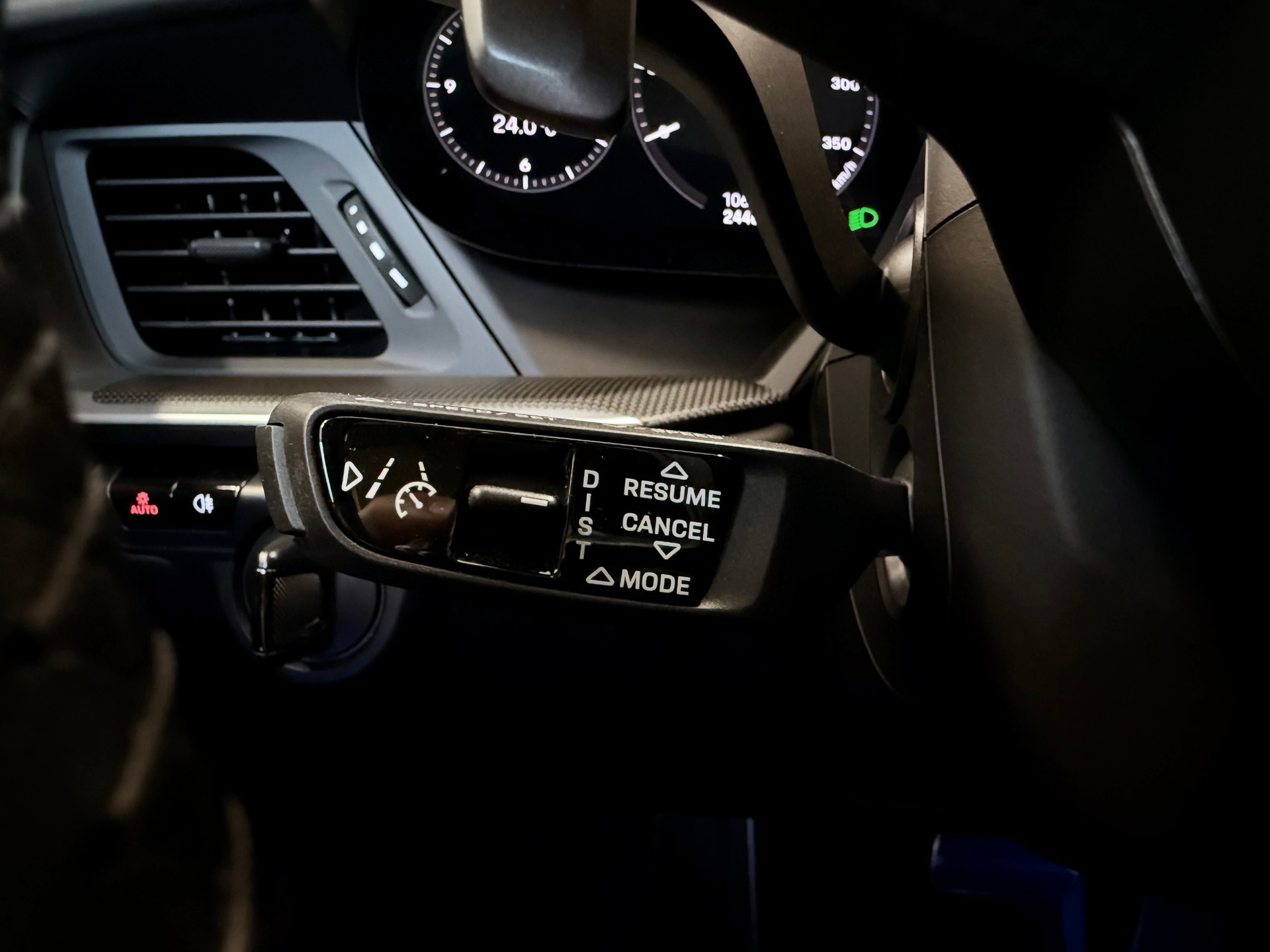 PORSCHE 911 Turbo S PDK *Porsche Approved Garantie bis 03.2029*-image-24