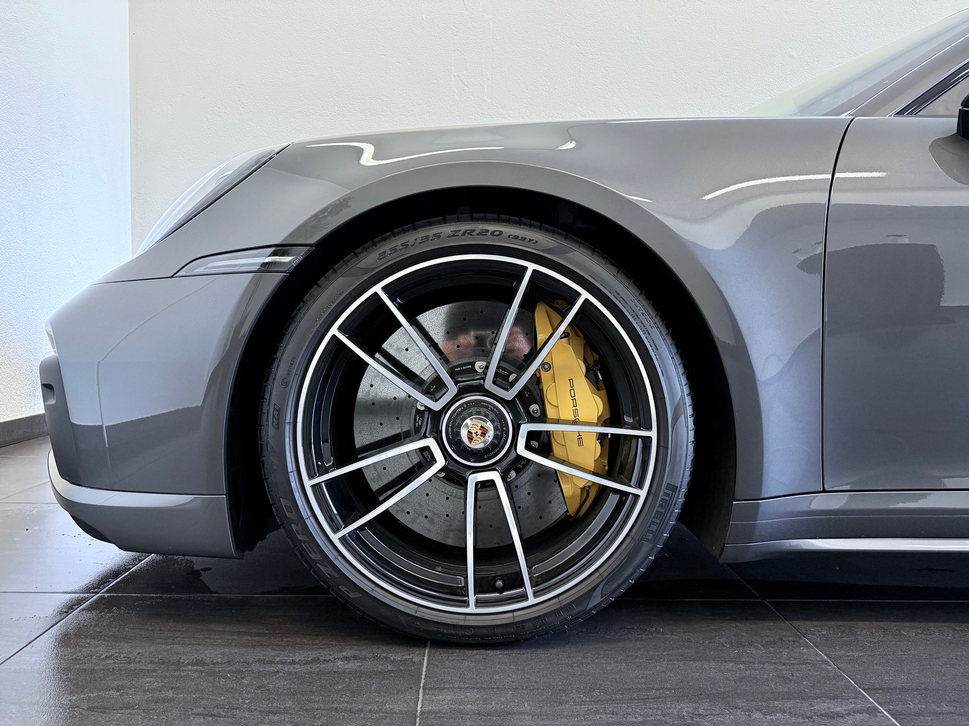 PORSCHE 911 Turbo S PDK *Porsche Approved Garantie bis 03.2029*-image-4