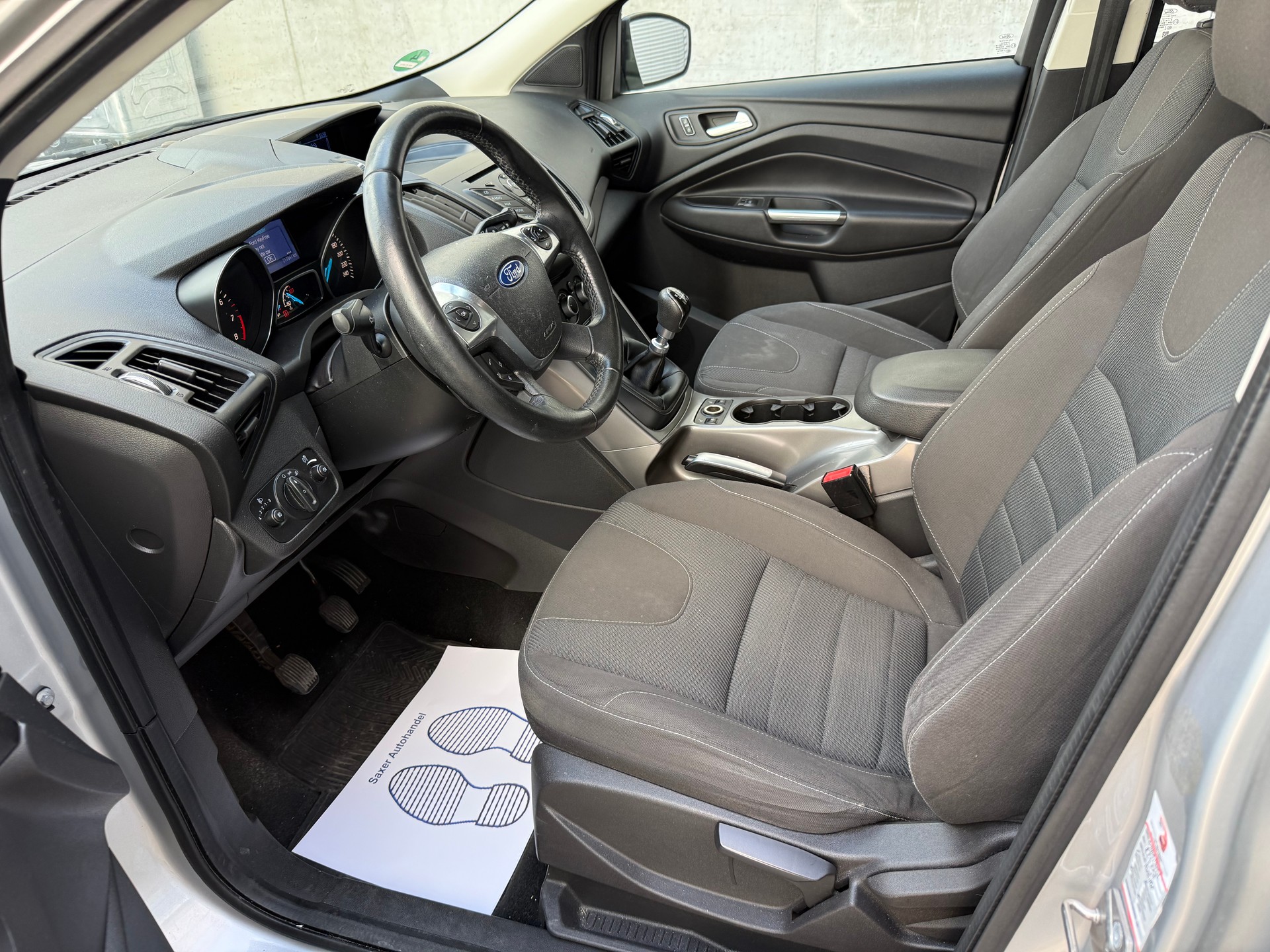 FORD Kuga 1.6 SCTi Titanium 2WD-image-9