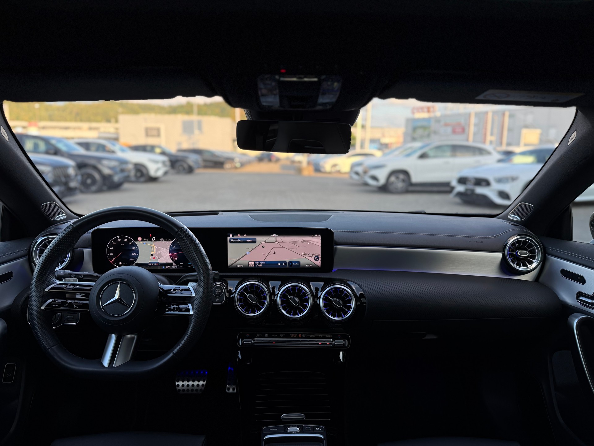 MERCEDES-BENZ CLA Shooting Brake 250 AMG Line 4Matic 8G-DCT-image-3