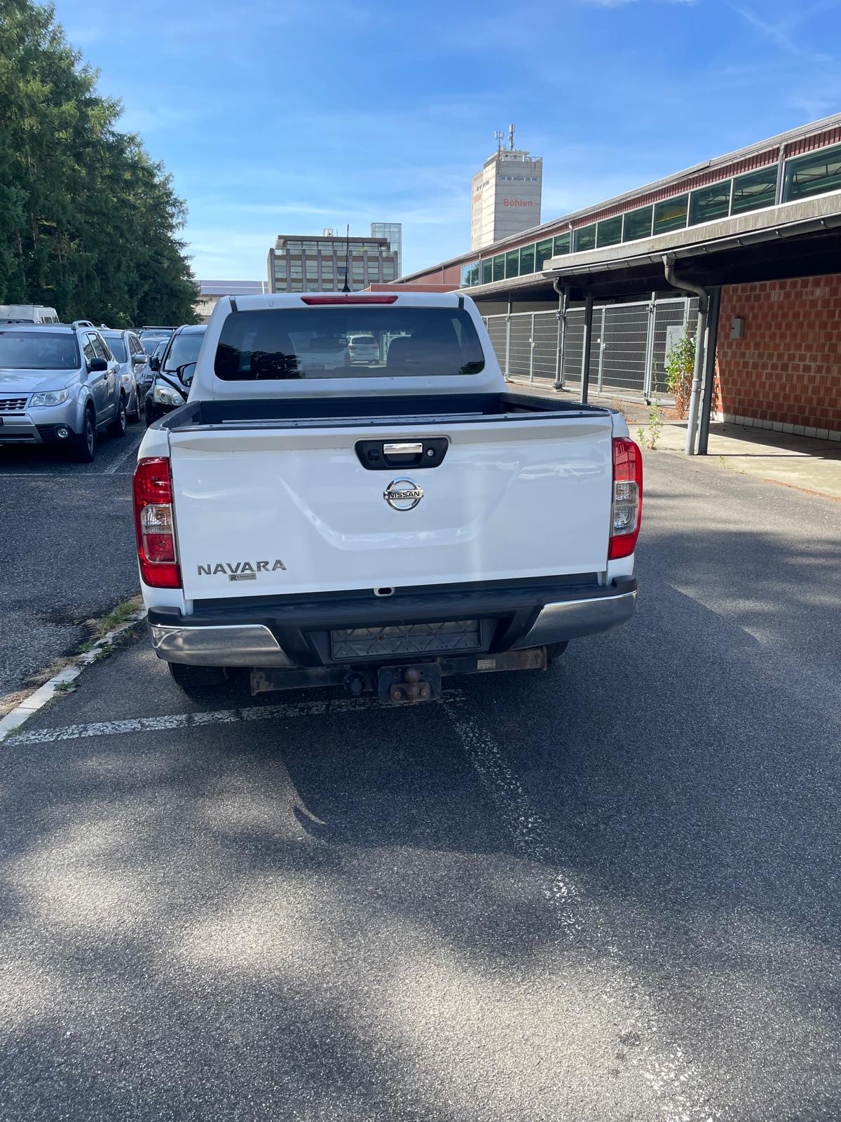 NISSAN Navara Double Cab N-Connecta 2.3 dCi 4WD-image-4