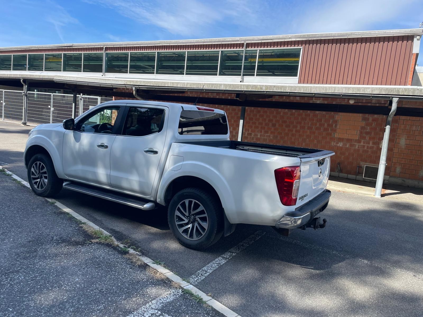 NISSAN Navara Double Cab N-Connecta 2.3 dCi 4WD-image-6