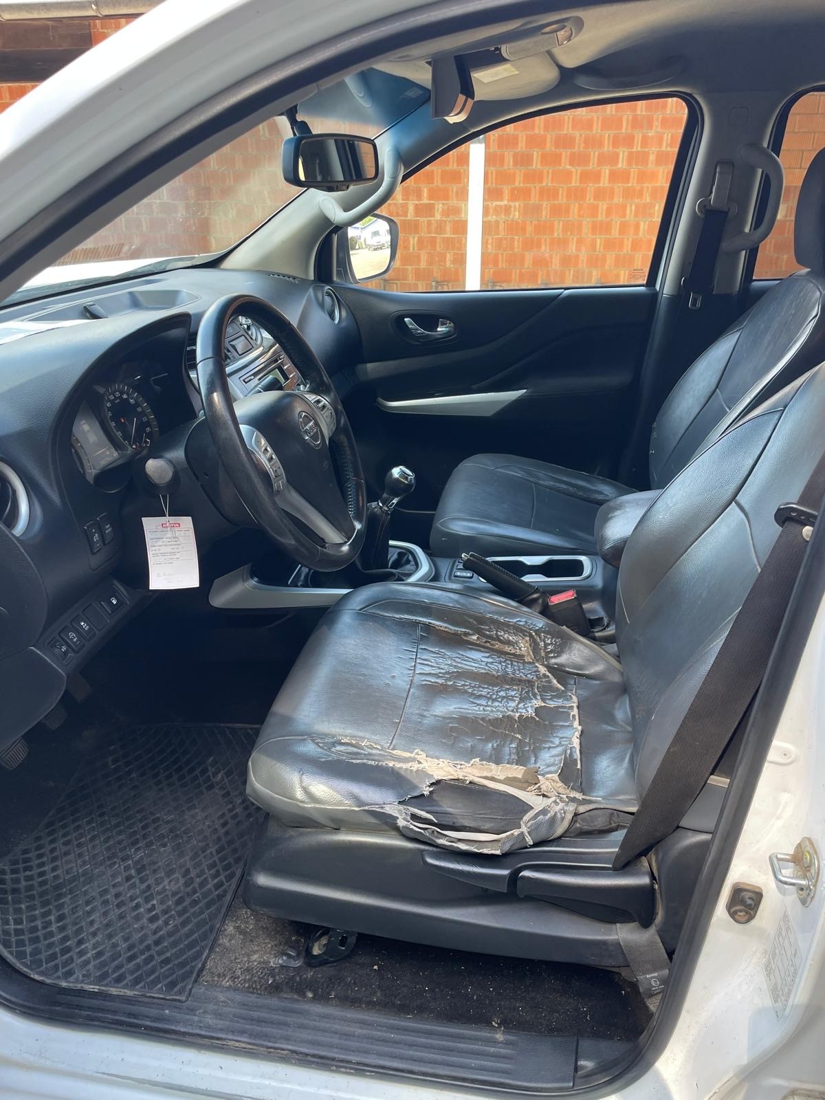 NISSAN Navara Double Cab N-Connecta 2.3 dCi 4WD-image-8