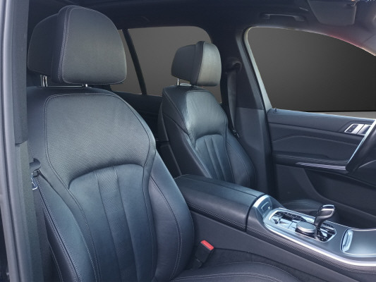 BMW X5 xDrive 40i-image-7