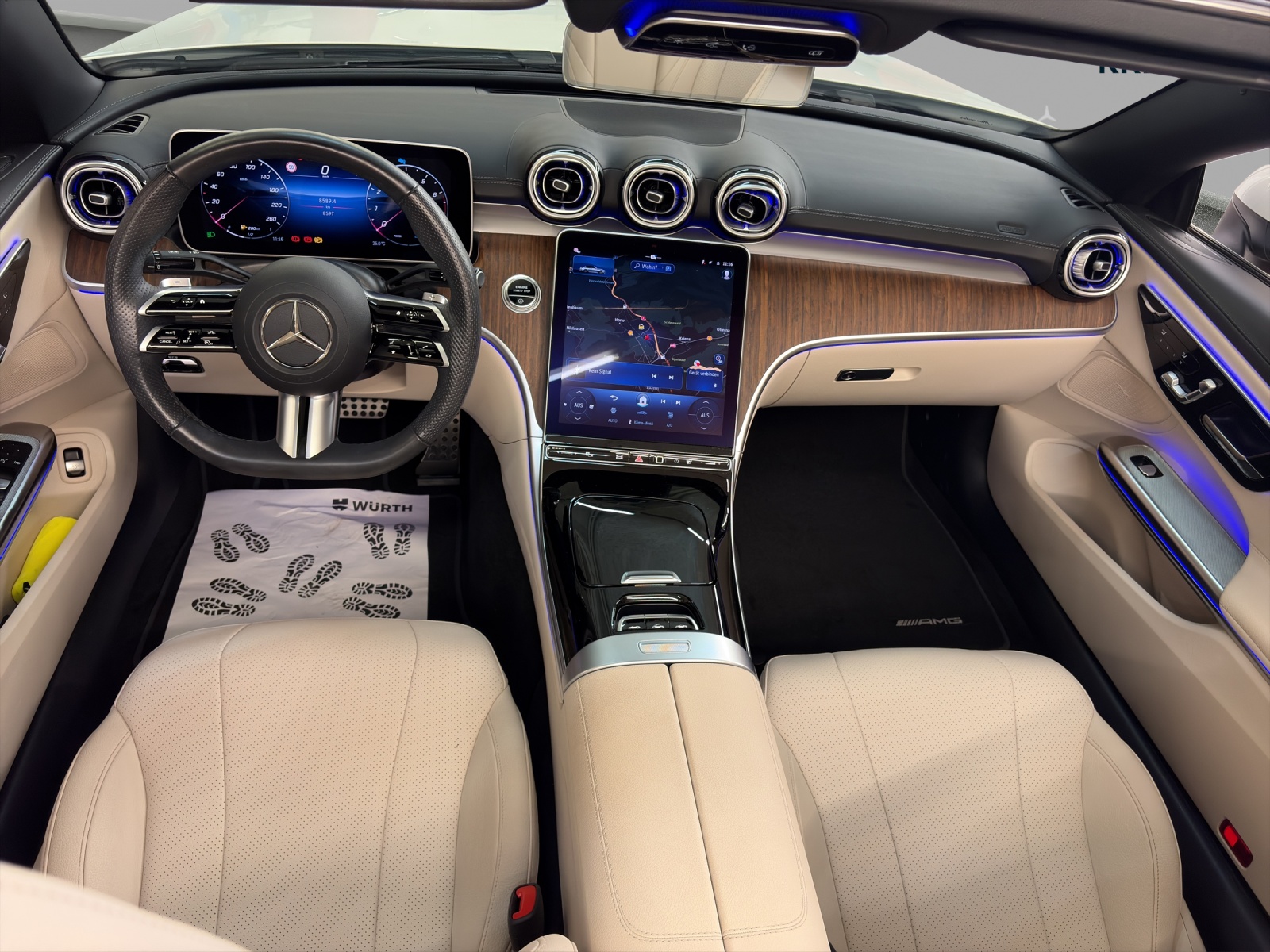 MERCEDES-BENZ CLE 200 - Cabrio - AMG / 360 Grad Kamera / DIGITAL Light / Cabrio Komfort-Paket-image-10