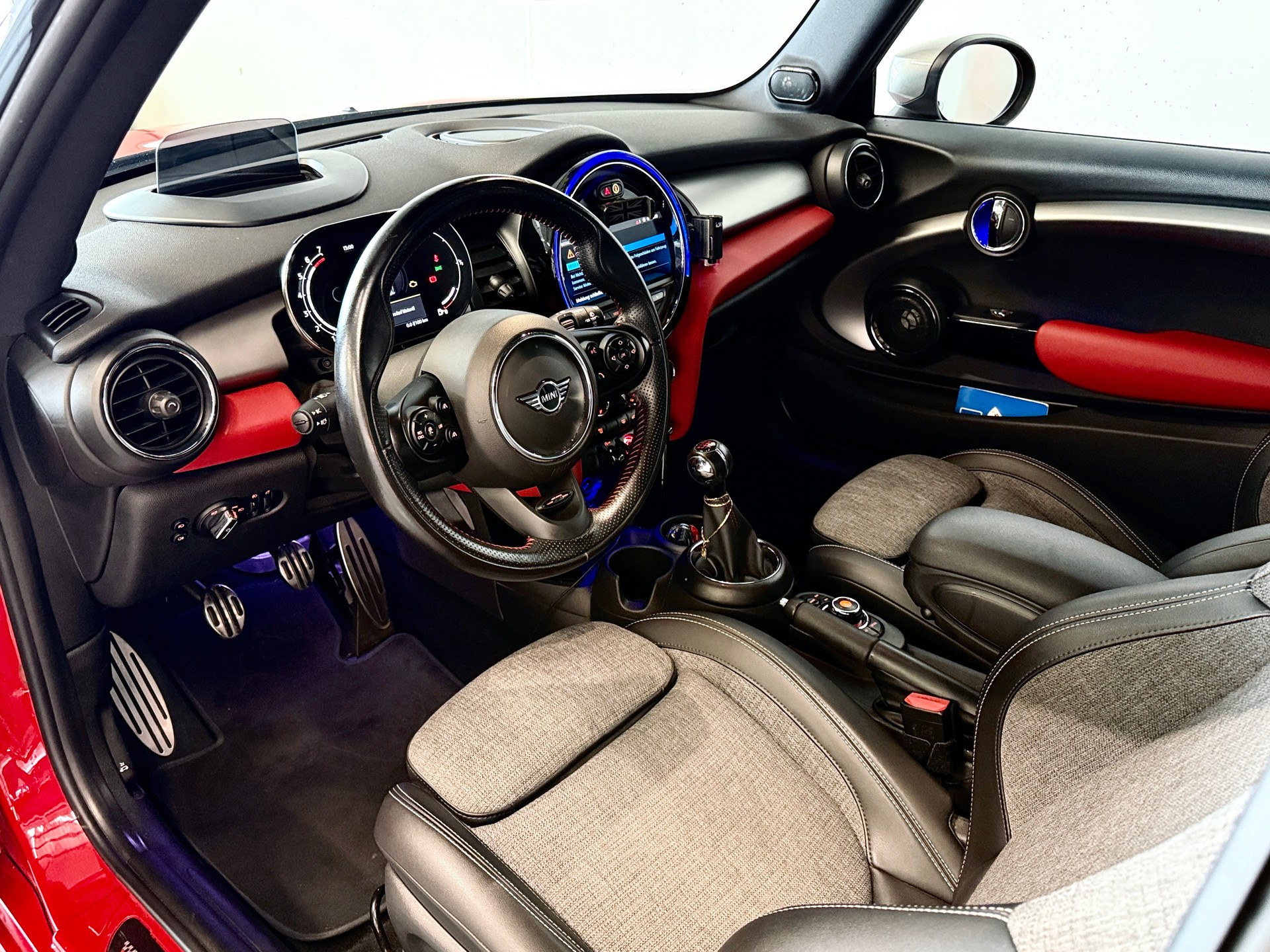 MINI COOPER S | HANDSCHALTUNG | OZ FELGEN | SPORTAUSPUFF | SPORTFAHRWERK | JÄHRLICHER SERVICE-image-8