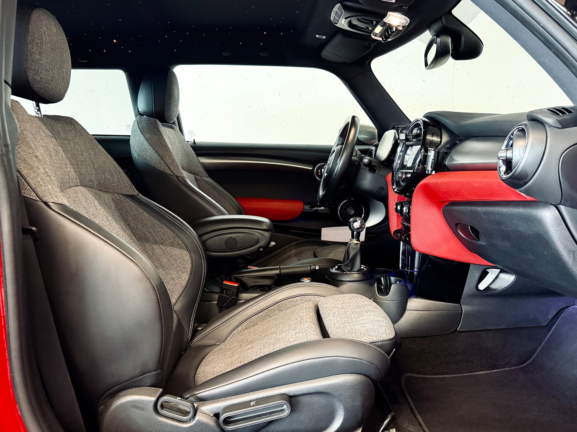 MINI COOPER S | HANDSCHALTUNG | OZ FELGEN | SPORTAUSPUFF | SPORTFAHRWERK | JÄHRLICHER SERVICE-image-10
