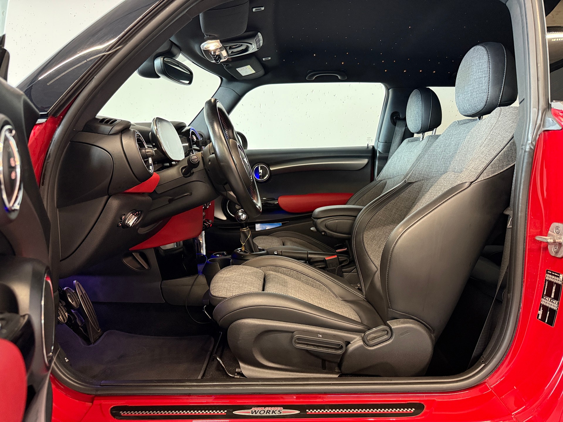 MINI COOPER S | HANDSCHALTUNG | OZ FELGEN | SPORTAUSPUFF | SPORTFAHRWERK | JÄHRLICHER SERVICE-image-7