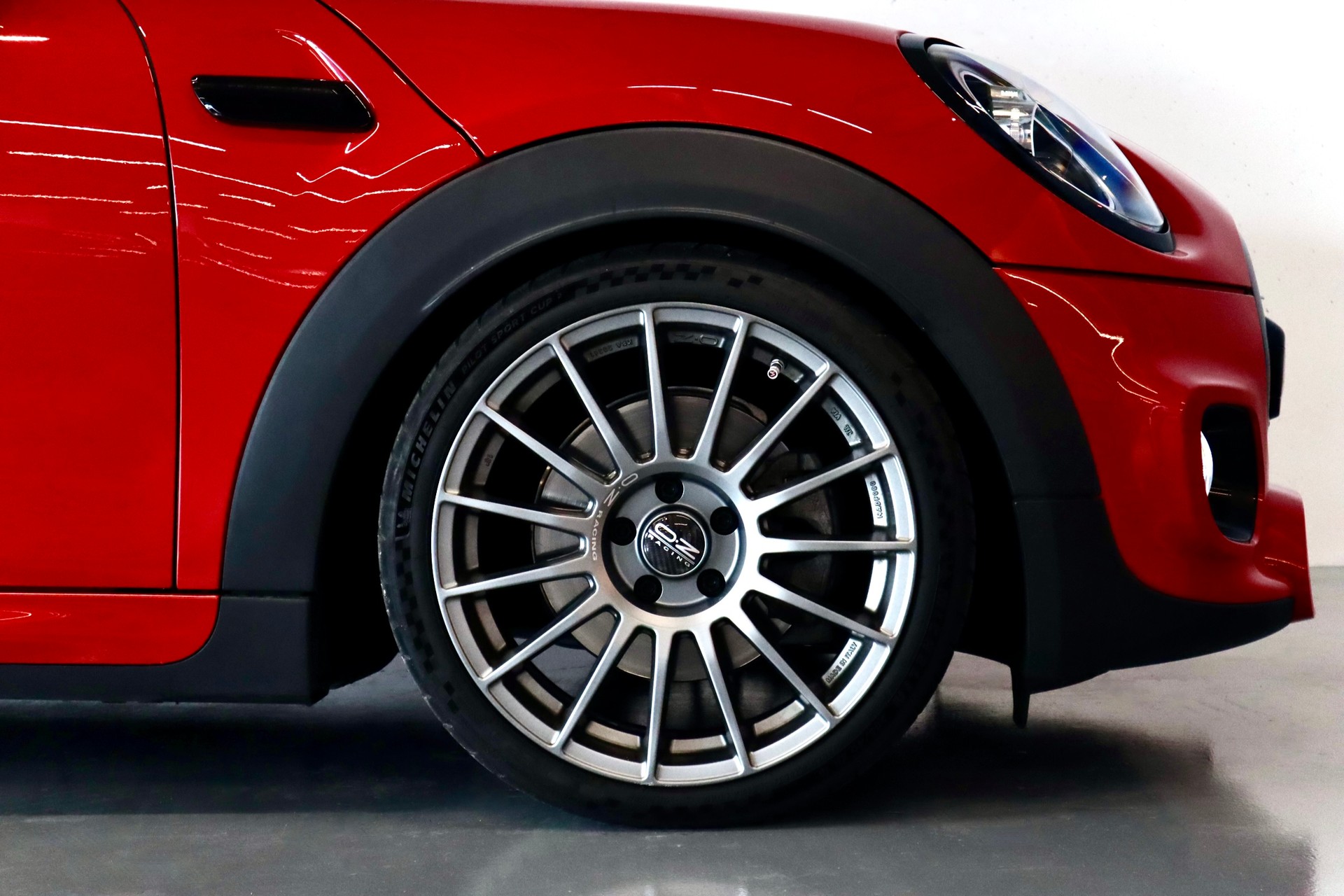 MINI COOPER S | HANDSCHALTUNG | OZ FELGEN | SPORTAUSPUFF | SPORTFAHRWERK | JÄHRLICHER SERVICE-image-3