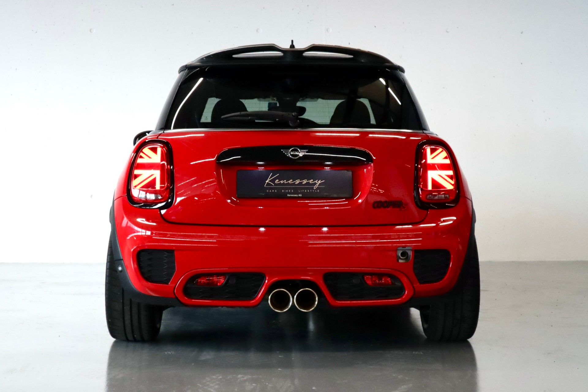 MINI COOPER S | HANDSCHALTUNG | OZ FELGEN | SPORTAUSPUFF | SPORTFAHRWERK | JÄHRLICHER SERVICE-image-4