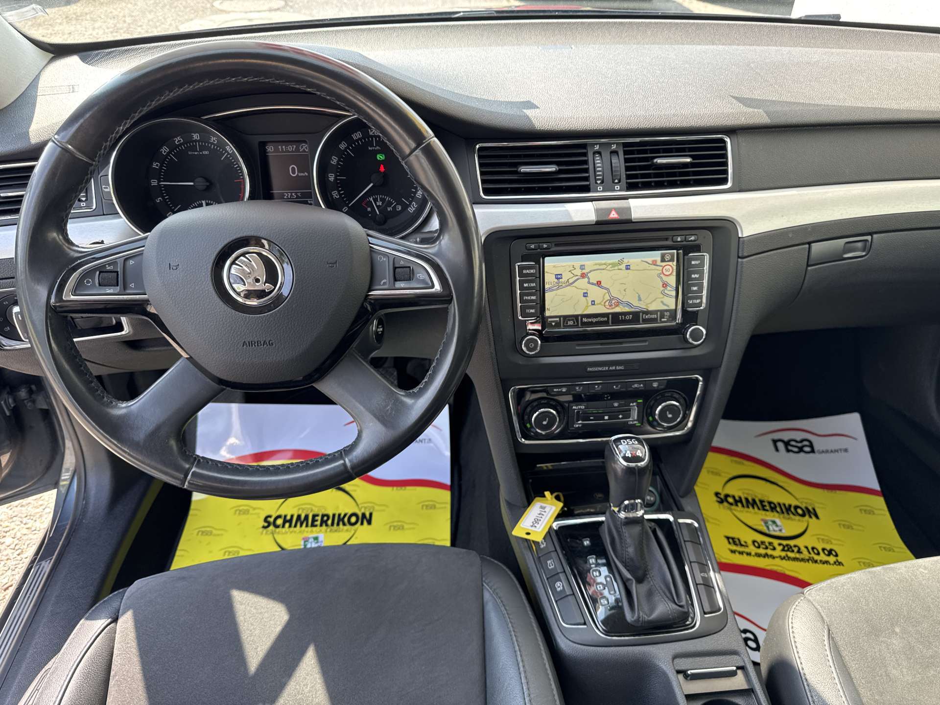 SKODA Superb Combi 2.0 TDi Elegance 4x4 DSG-Automat-image-12