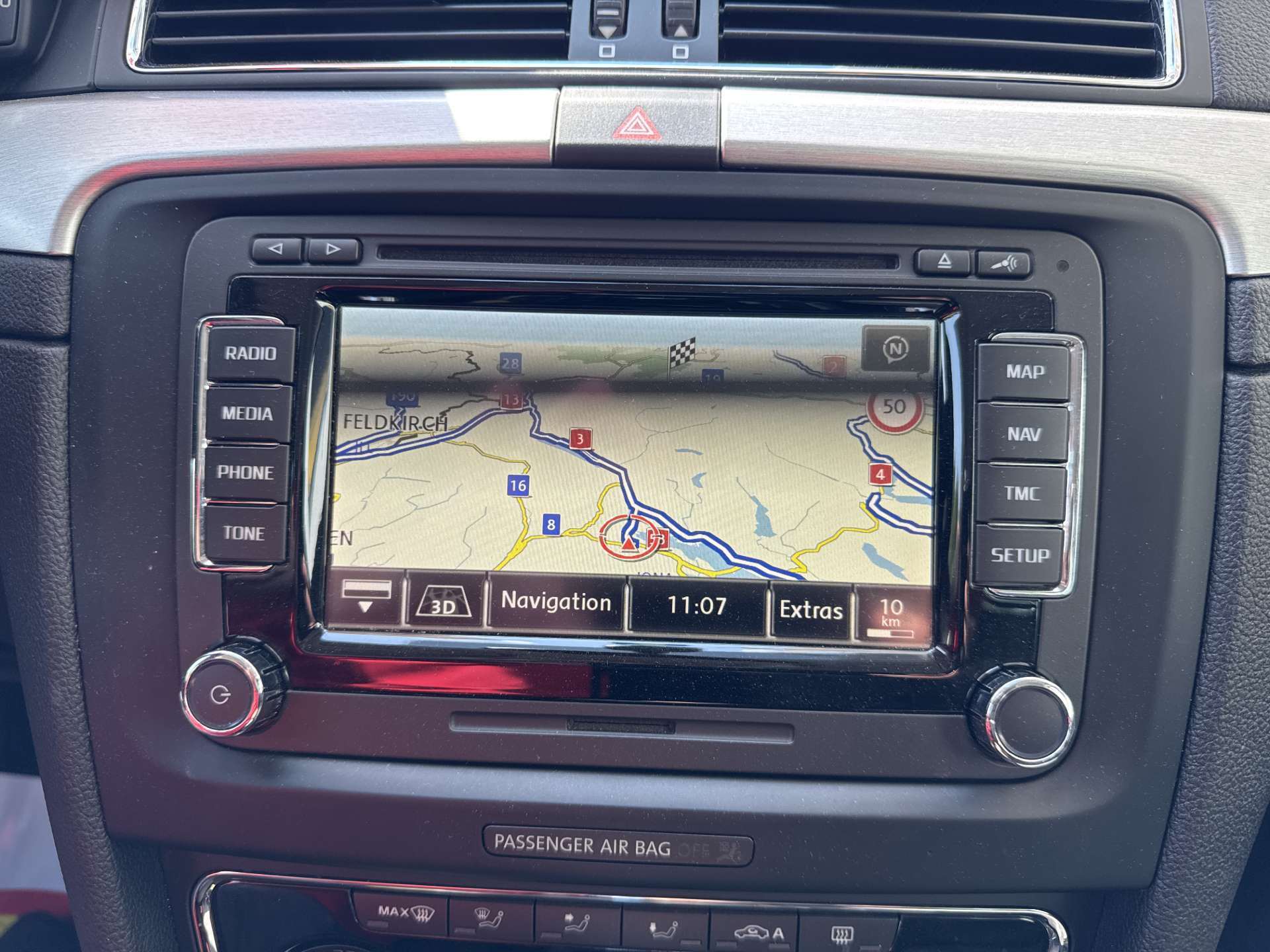 SKODA Superb Combi 2.0 TDi Elegance 4x4 DSG-Automat-image-1
