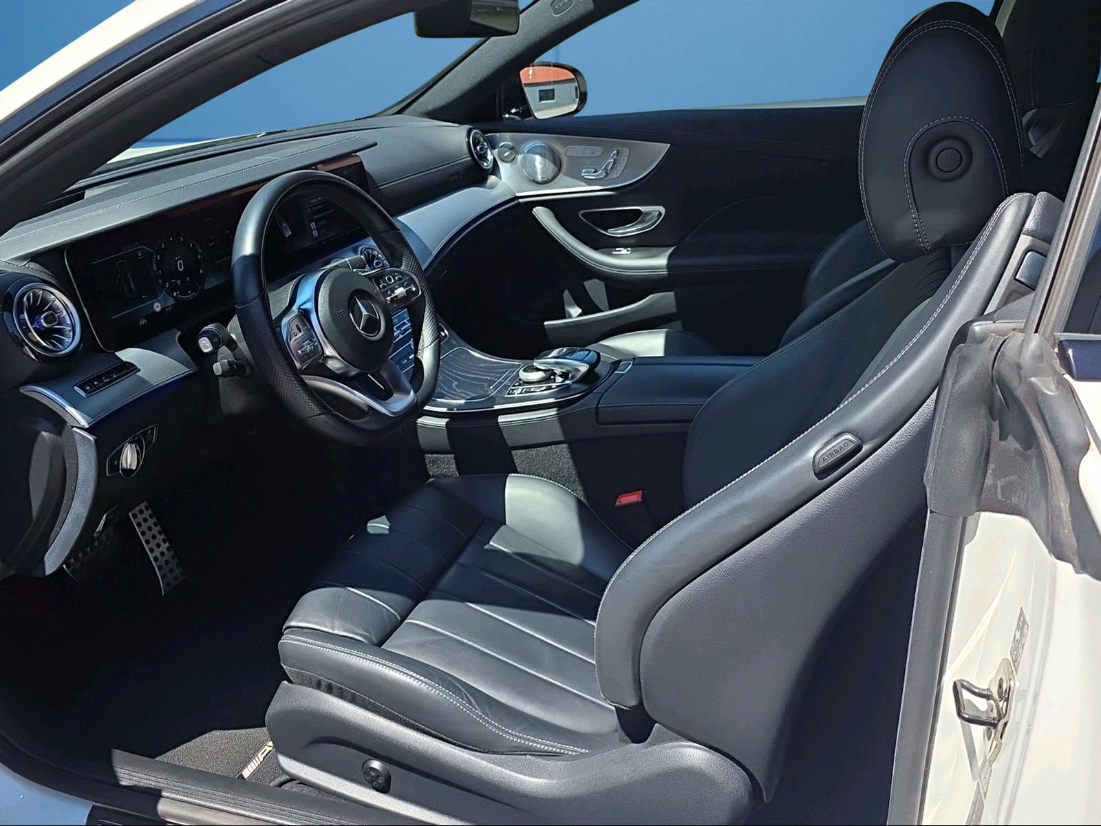 MERCEDES-BENZ E 450 Coupé AMG Line 4 Matic 9G-Tronic-image-12