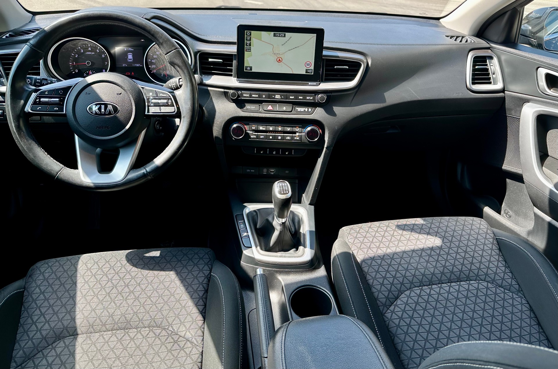 KIA Ceed 1.0 T-GDi Trend-image-8