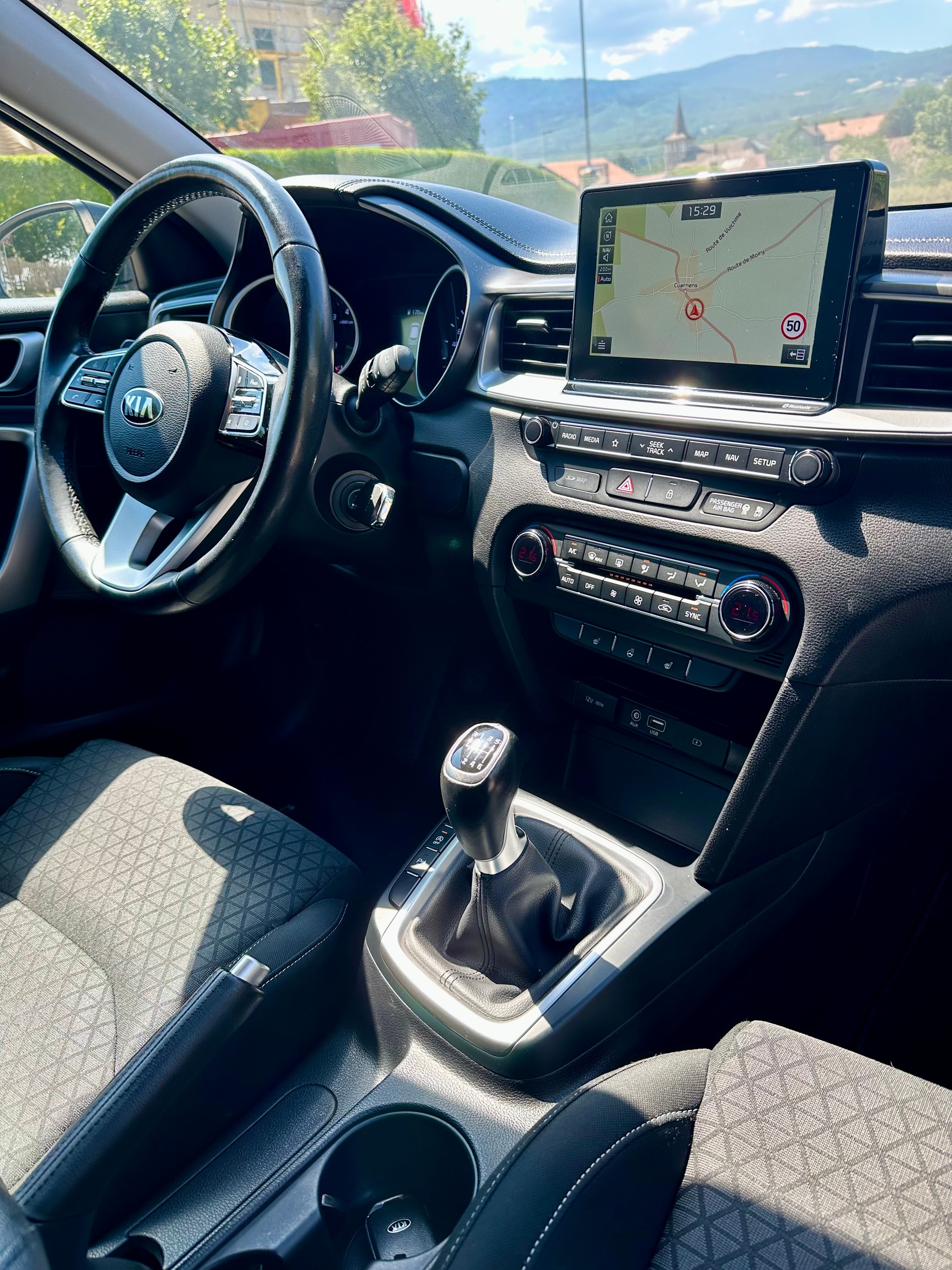 KIA Ceed 1.0 T-GDi Trend-image-10