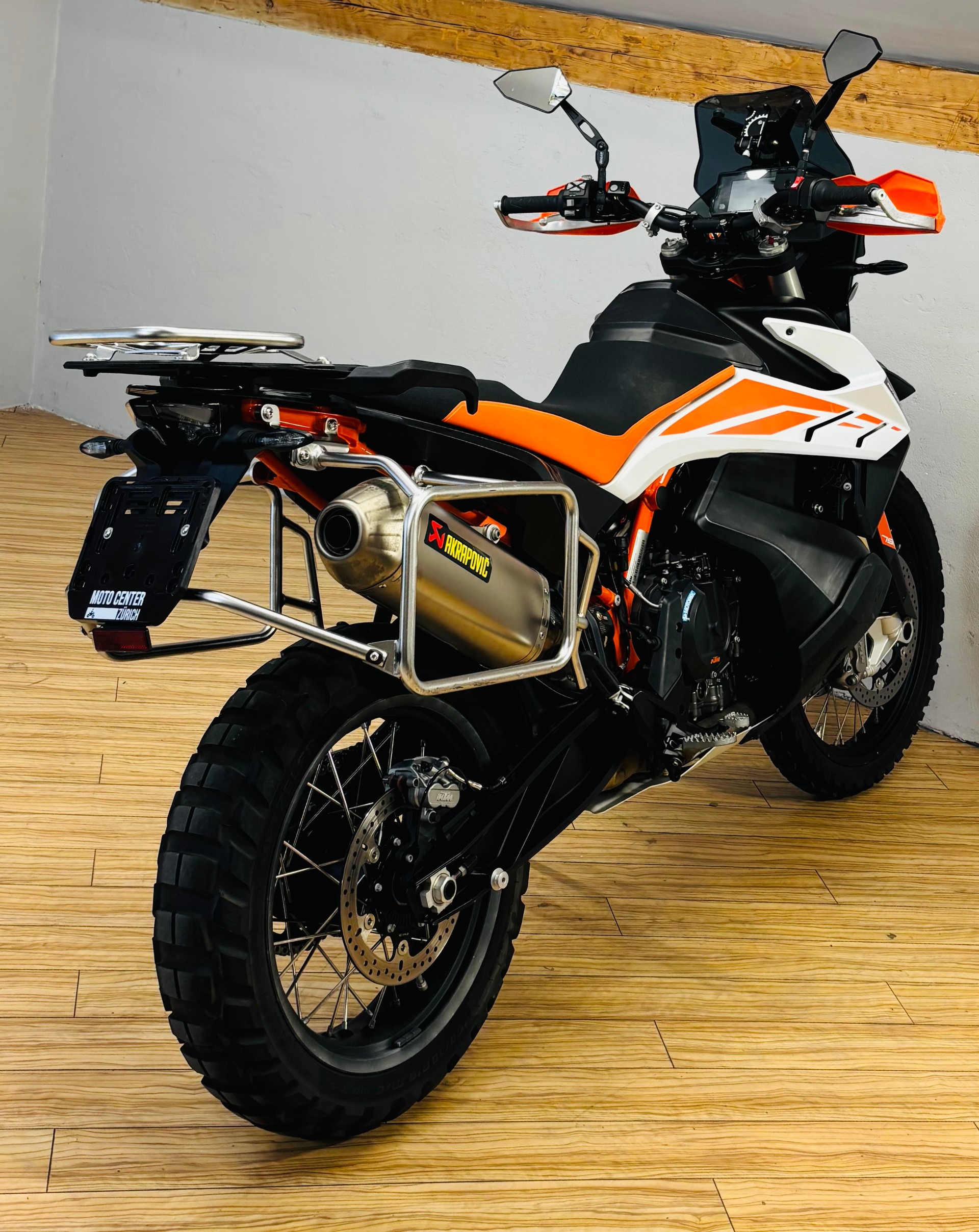 KTM 790 Adventure ABS-showroom-element-2