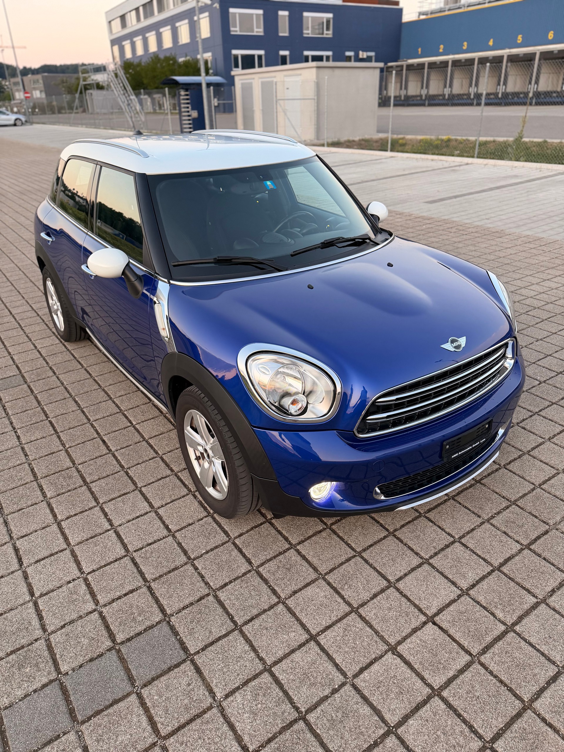 MINI Countryman Cooper ALL4 Steptronic-image-5