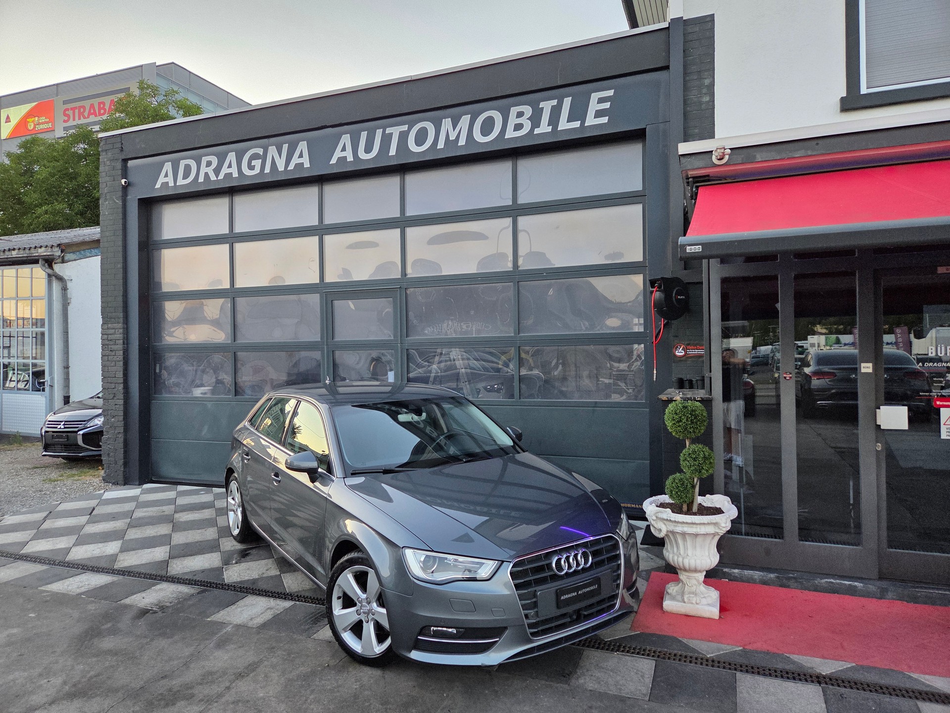 AUDI A3 Sportback 1.4 TFSI Attraction S-tronic-image-0