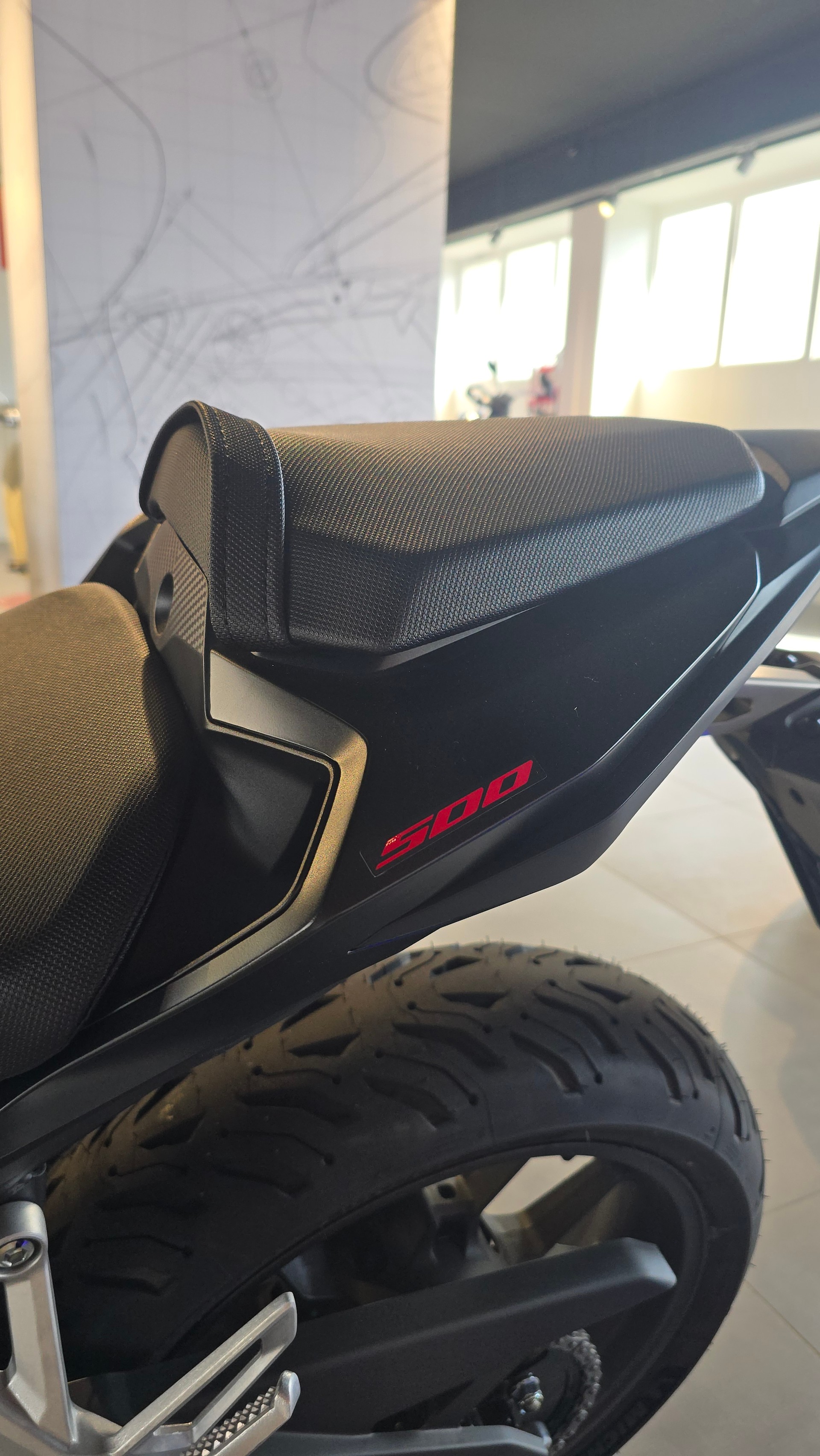 HONDA CB 500 Hornet E-Clutch-image-7