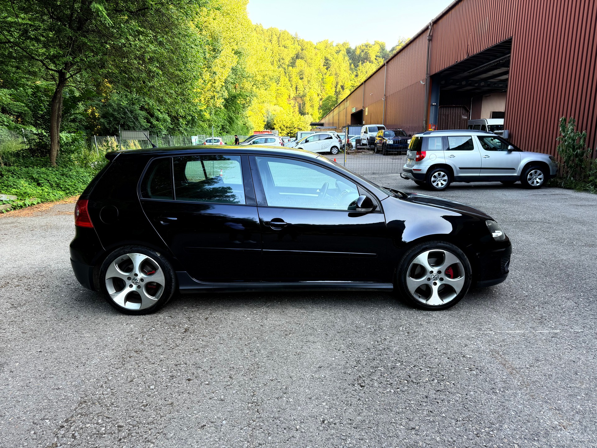 VW Golf 2.0 TFSI GTI-image-4
