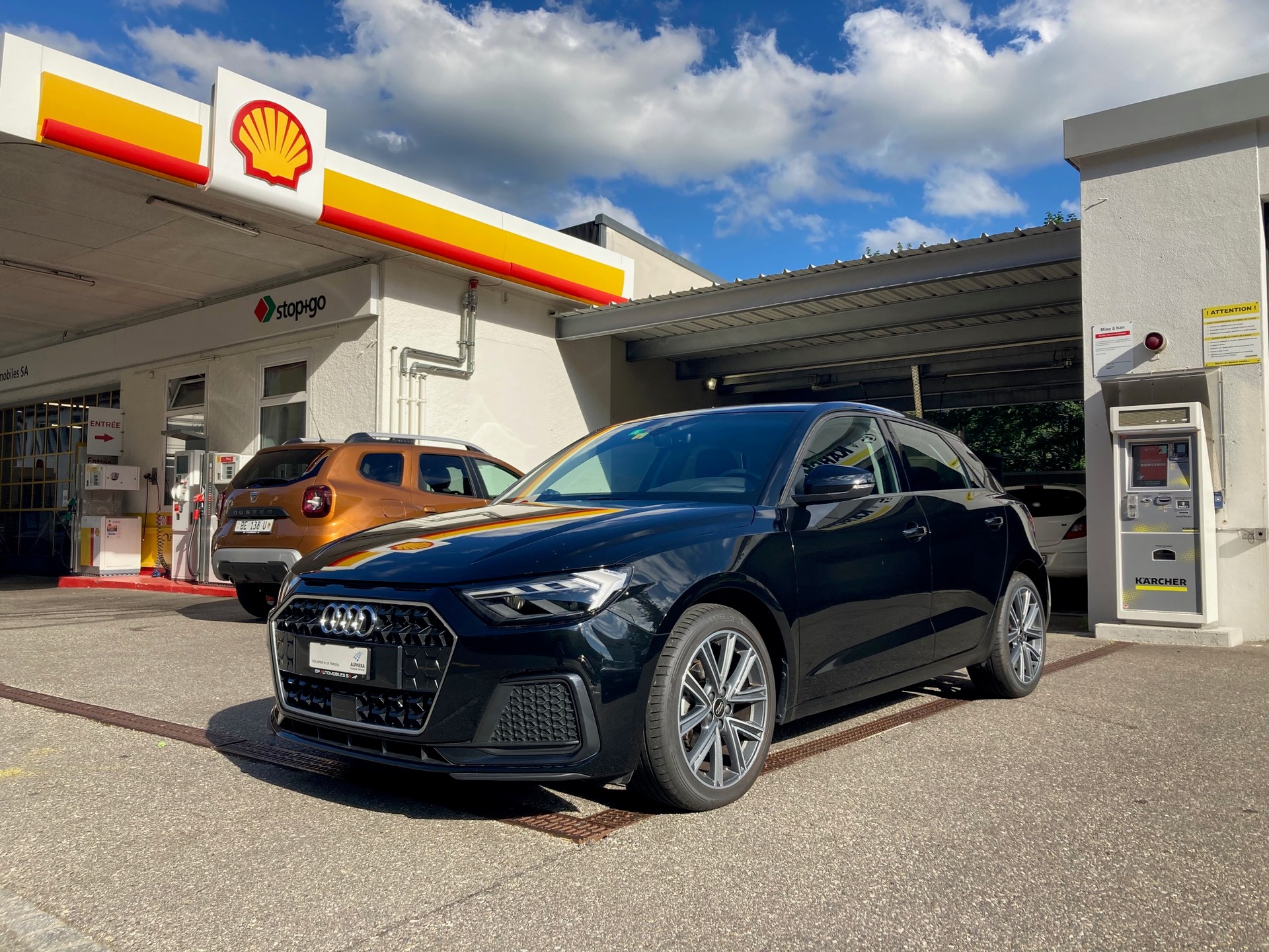 AUDI A1 30 TFSI Attraction-image-0